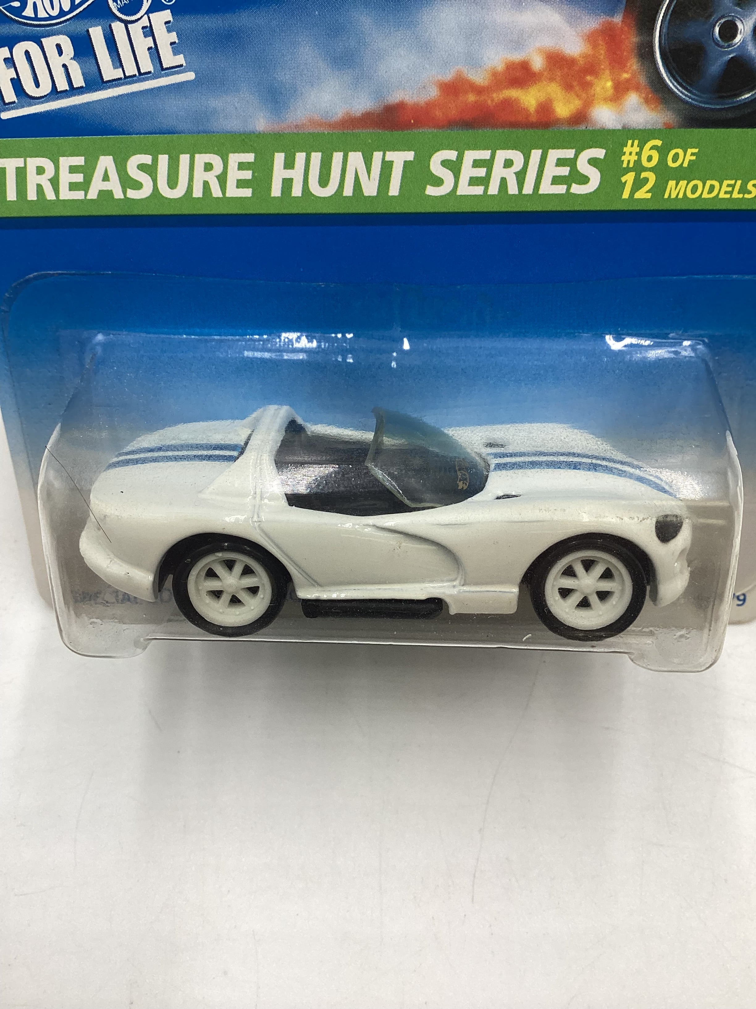 1996 Hot Wheels Treasure Hunt 6/12 Dodge Viper RT/10 White #433 273E - Image 3