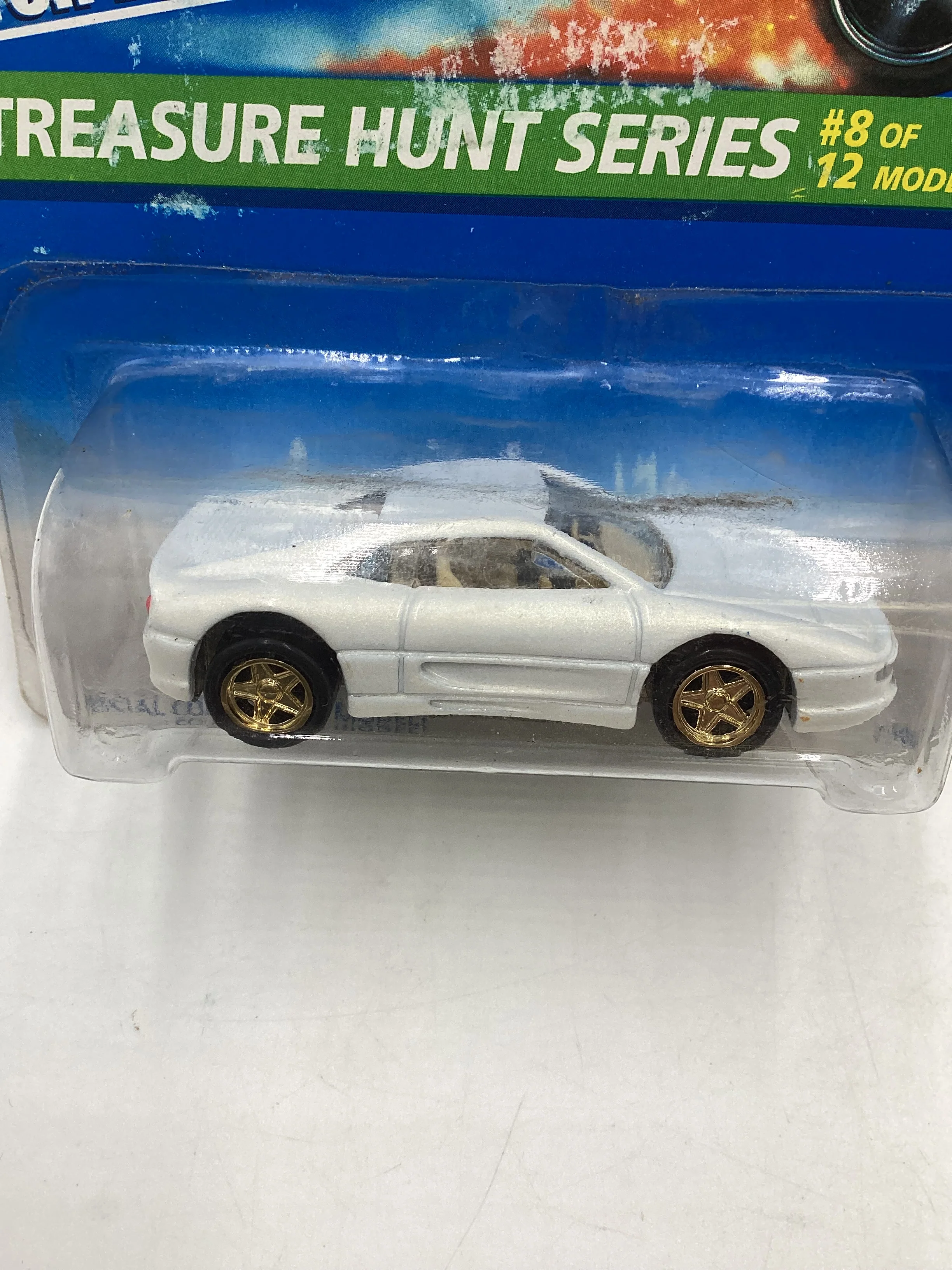 1996 Hot Wheels Treasure Hunt Series 8/12 Ferrari 355 White #435 *Bad Card* W/Protector - Image 3