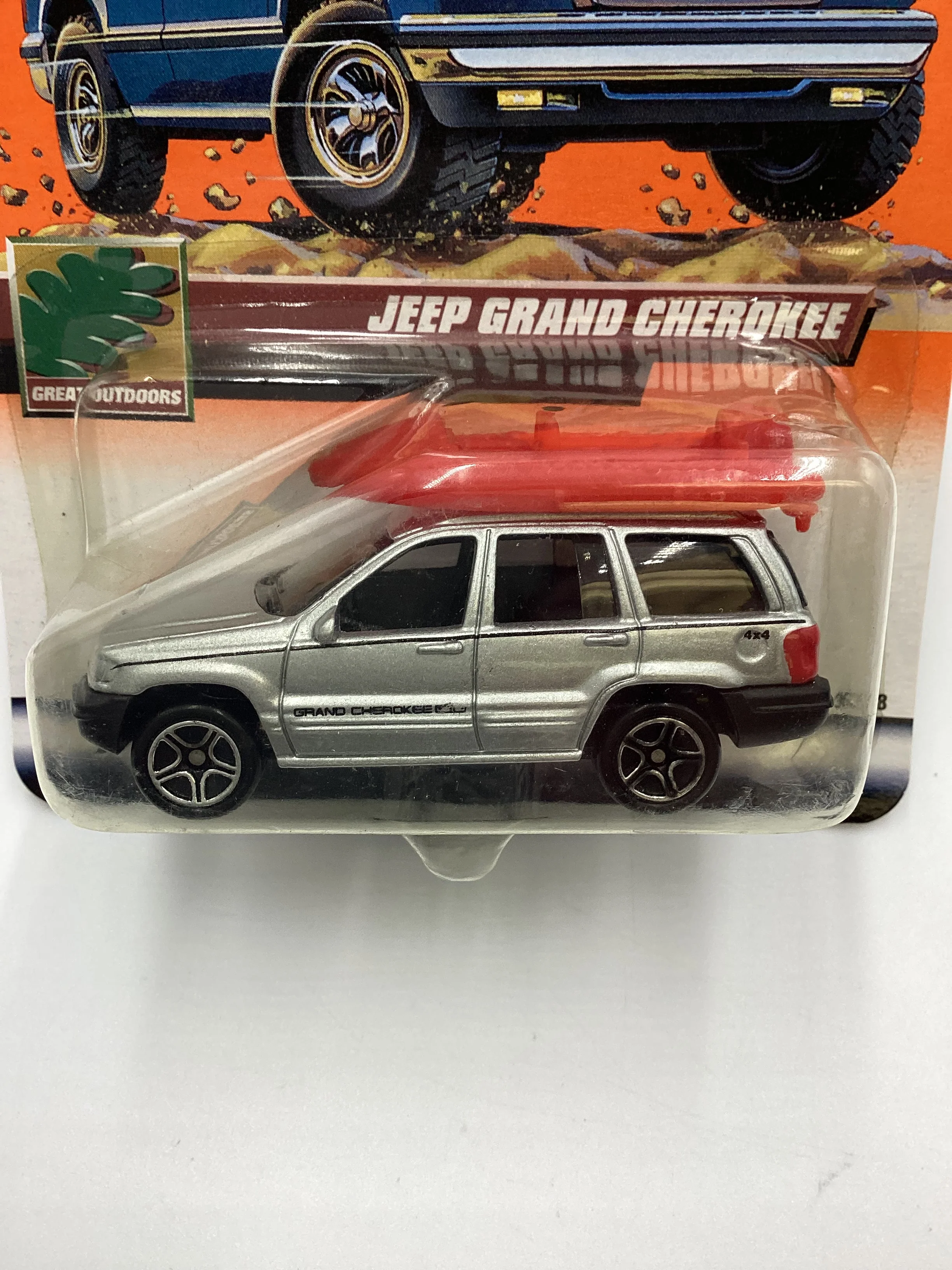 1999 Matchbox #65 Jeep Grand Cherokee Silver W/ Roof Raft 210C - Image 3