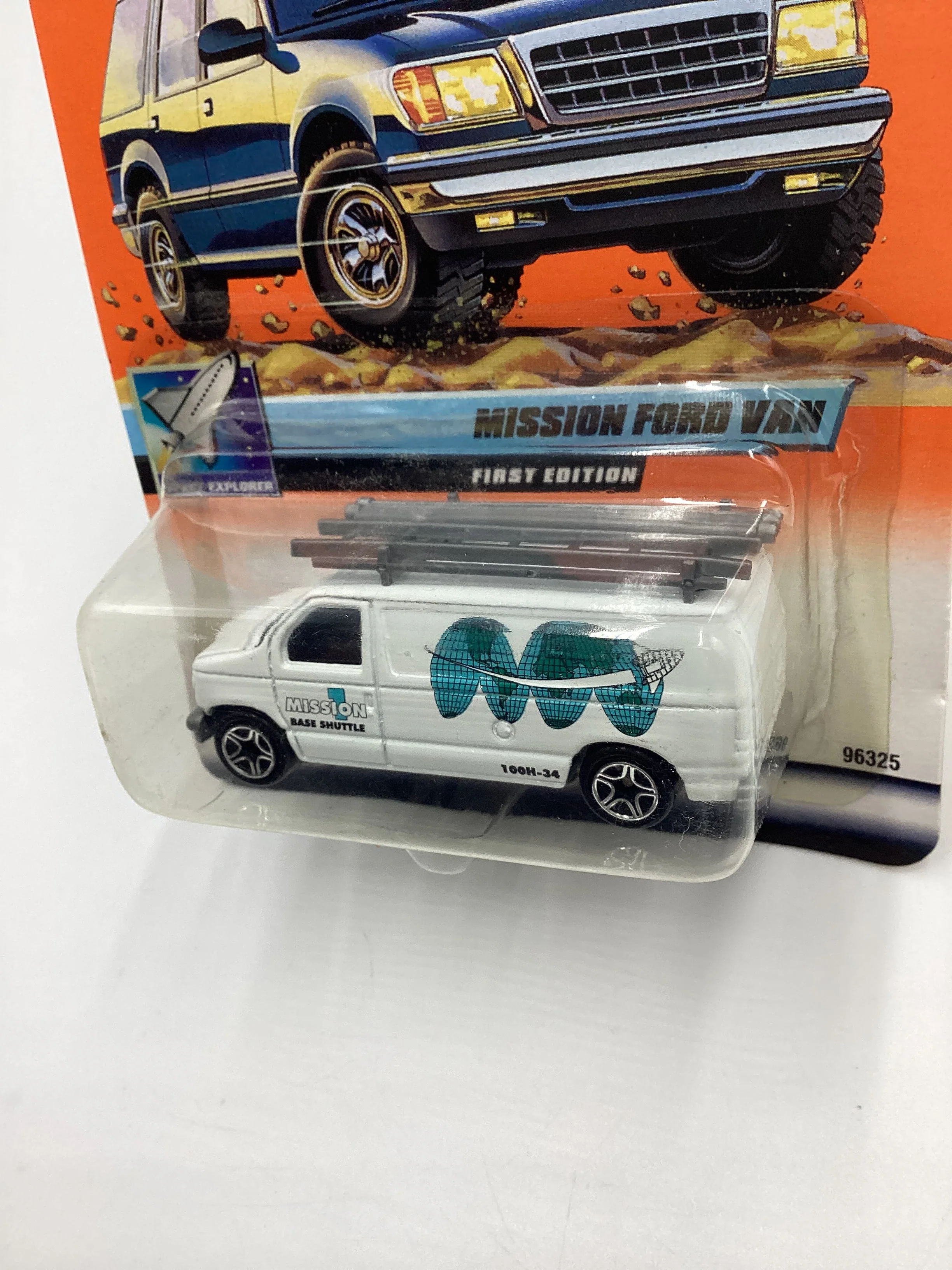 2000 Matchbox #38 Mission Ford Van White 210C - Image 4