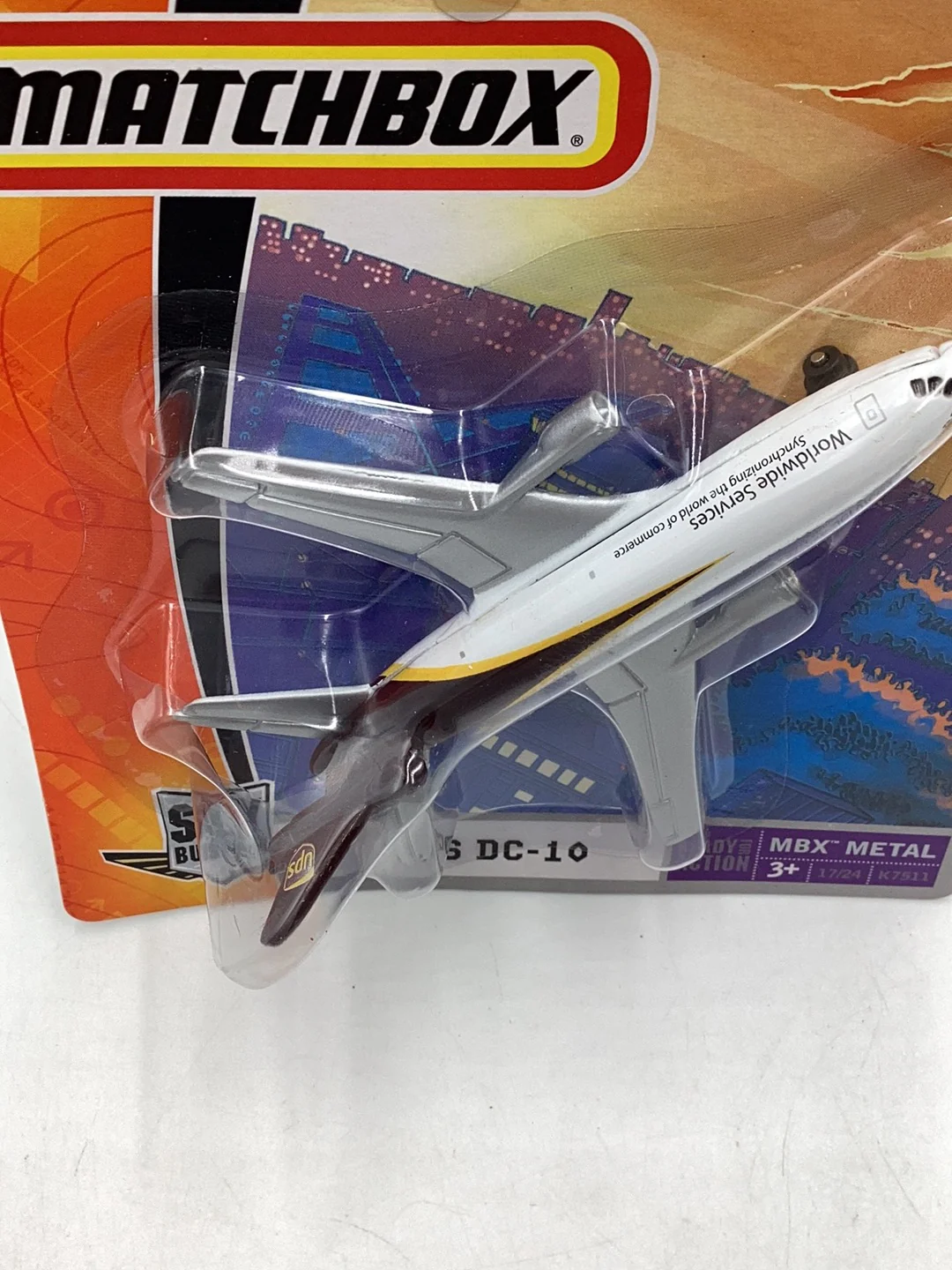 2000 Matchbox Sky Busters UPS DC-10 113C - Image 3