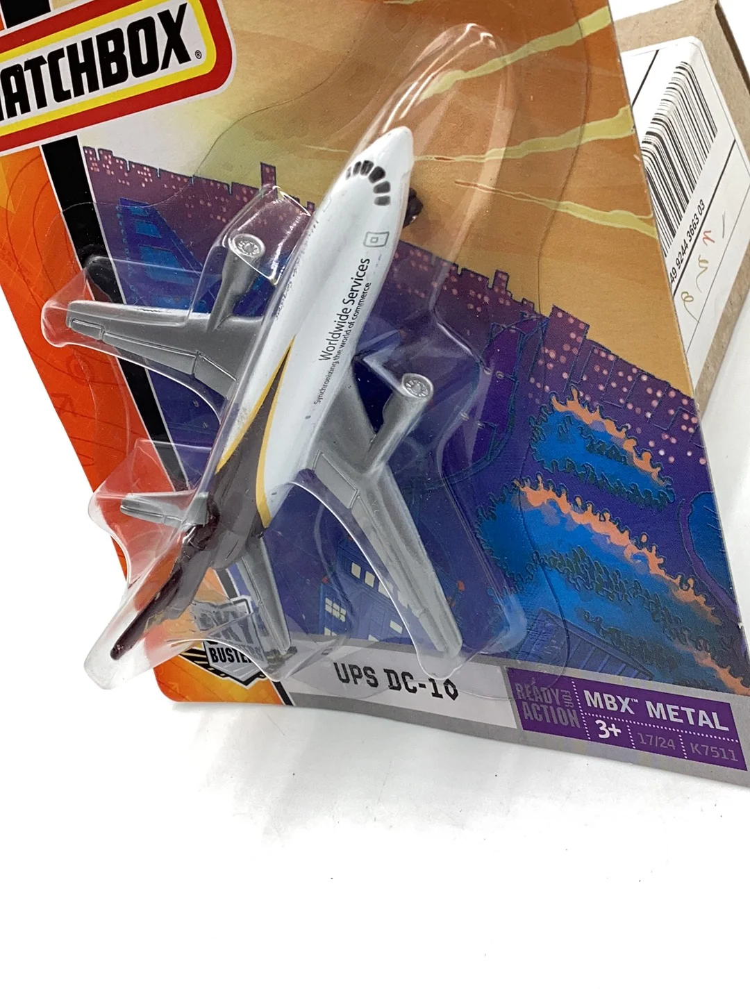 2000 Matchbox Sky Busters UPS DC-10 113C - Image 4