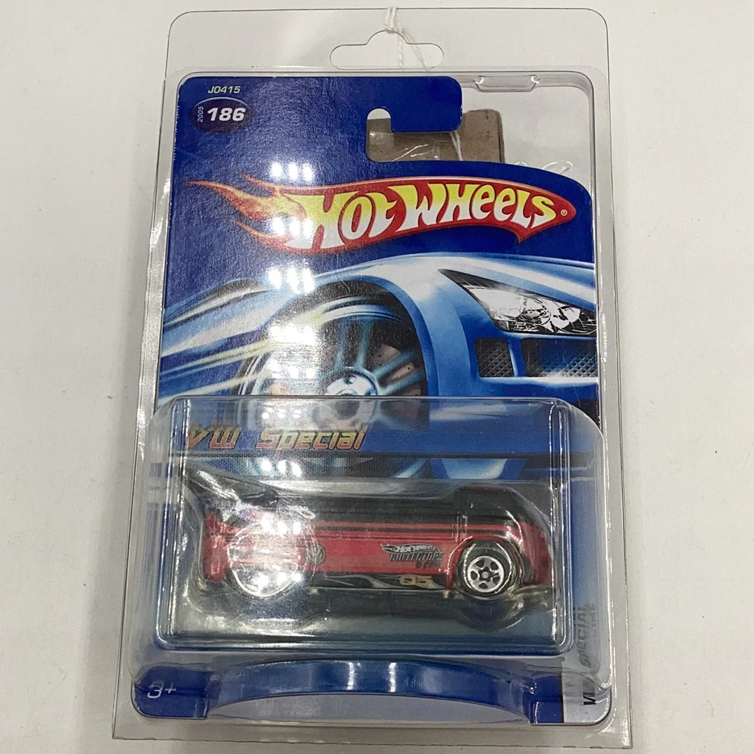 2005 Hot Wheels VW Special #186 with protector - Image 9