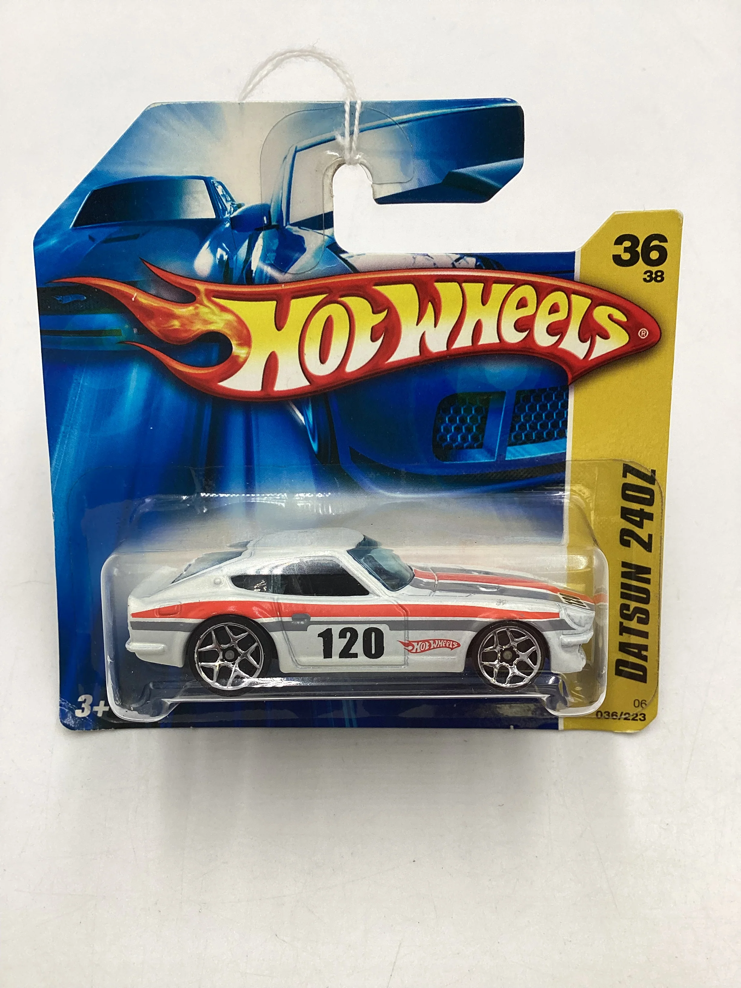 2006 Hot Wheels #036 Short Card White Datsun 240Z 88A - Image 2