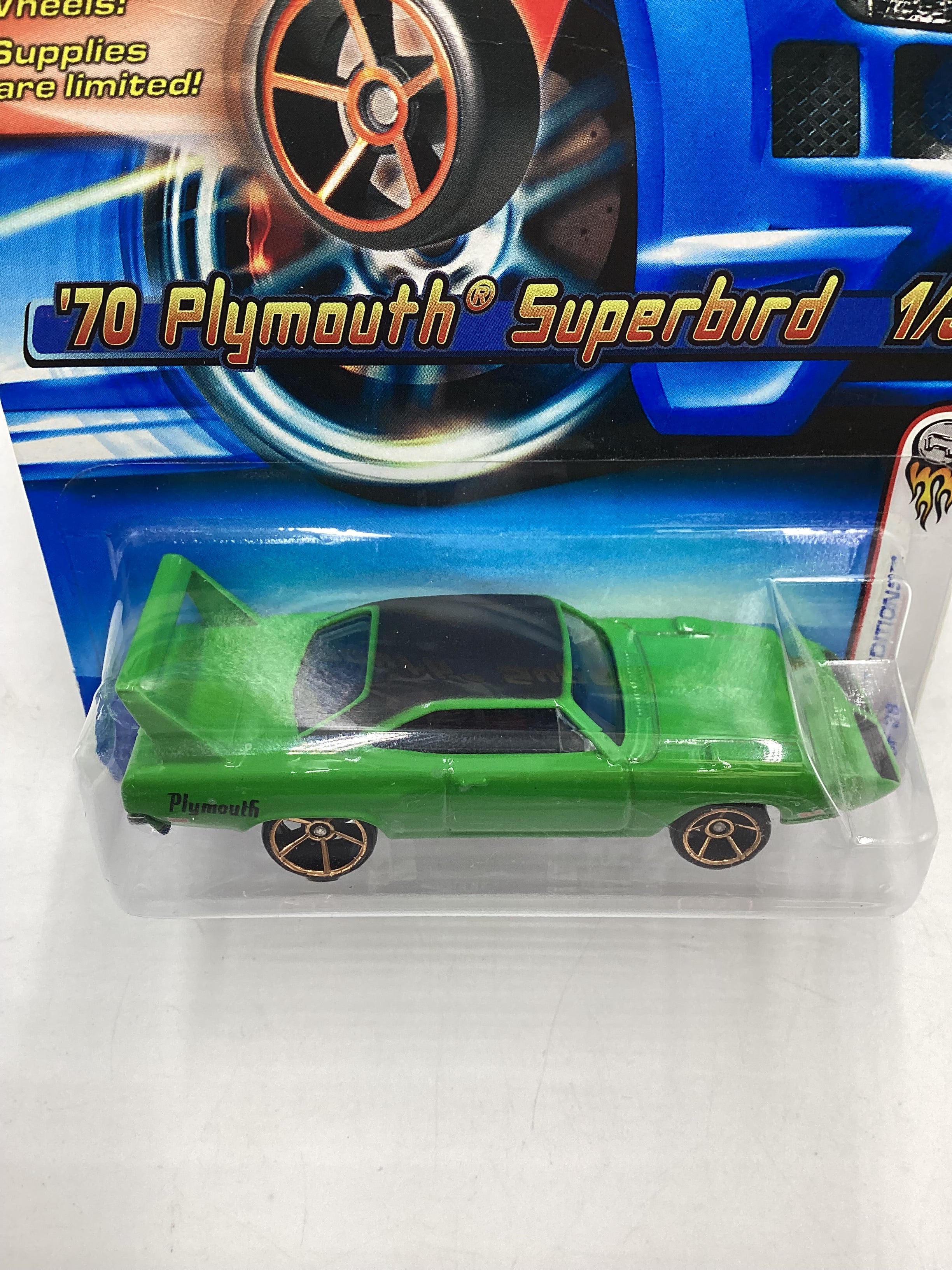 2006 Hot Wheels First Editions #001 70 Plymouth Superbird green FTE 37D *Vein on Card* - Image 5