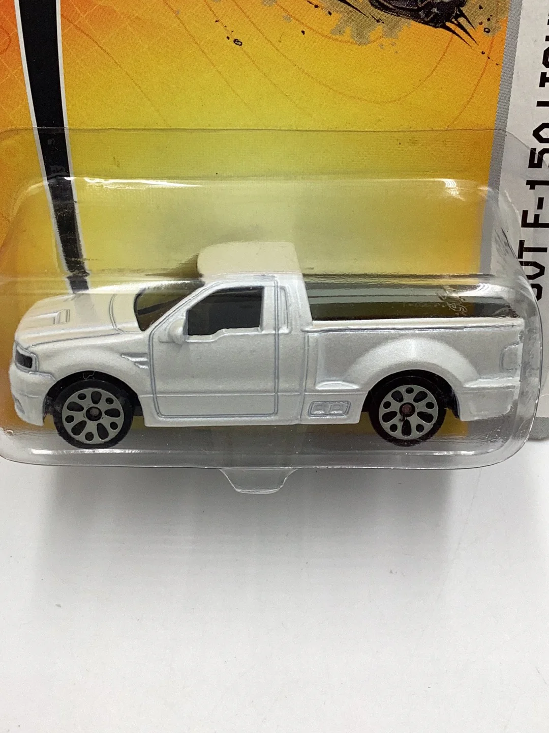 2006 matchbox #6 Ford SVT F-150 Lightning white 30E - Image 2