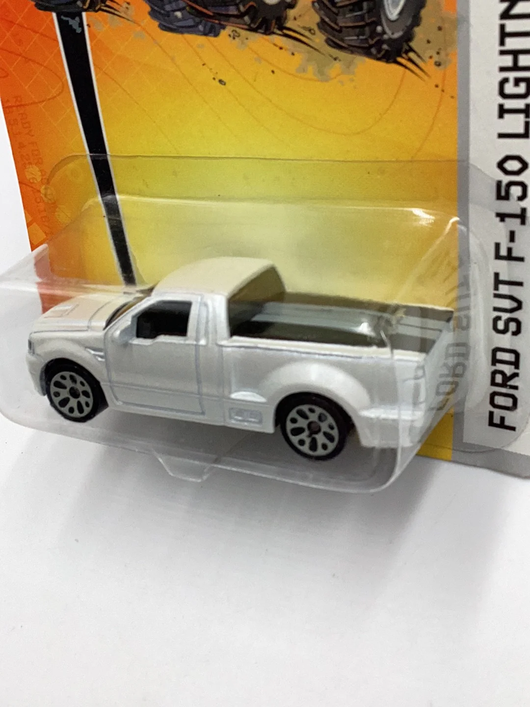 2006 matchbox #6 Ford SVT F-150 Lightning white 30E - Image 4
