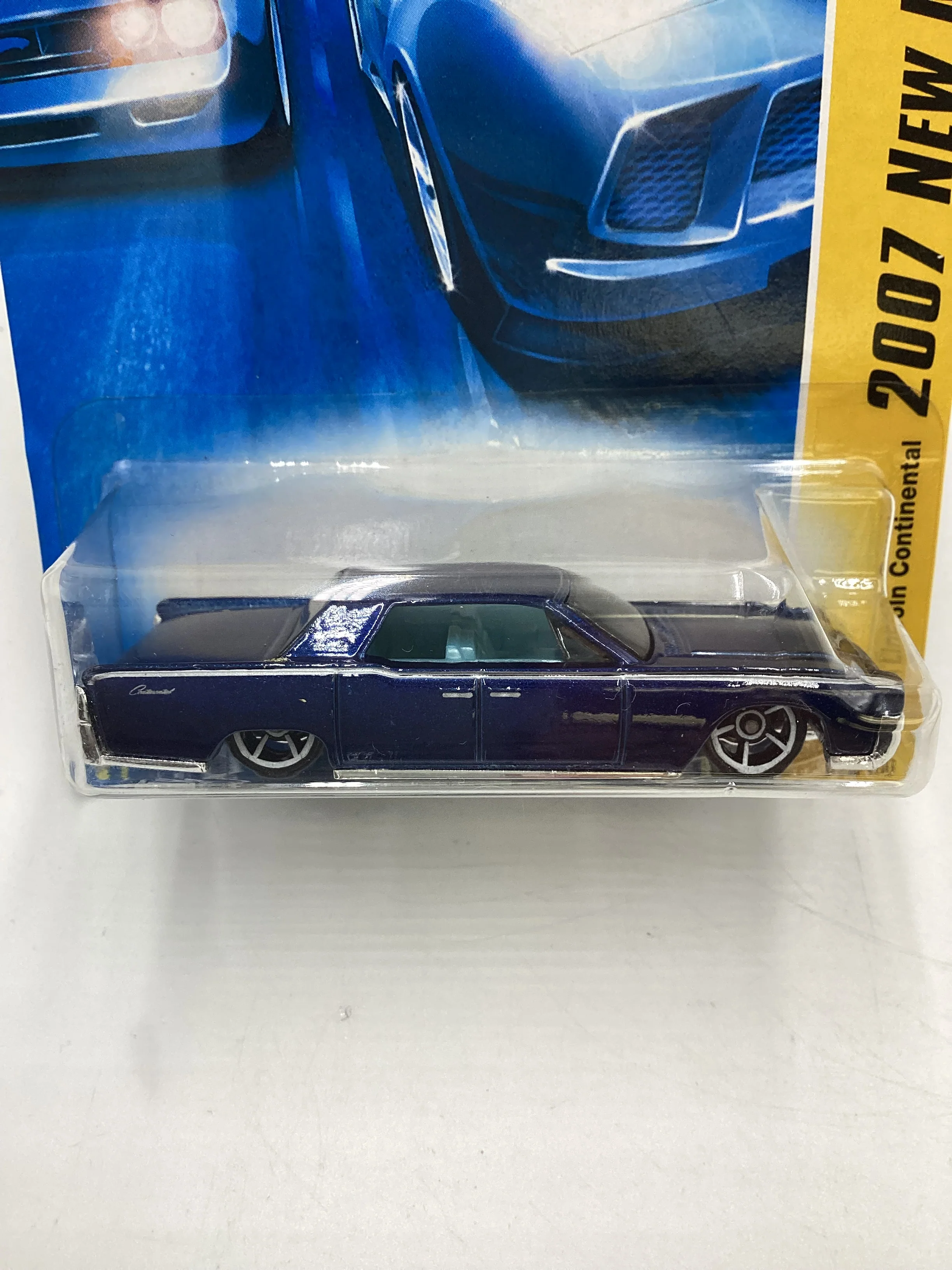 2007 Hot Wheels New Models #22 64 Lincoln Continental Dark Blue 47F - Image 3
