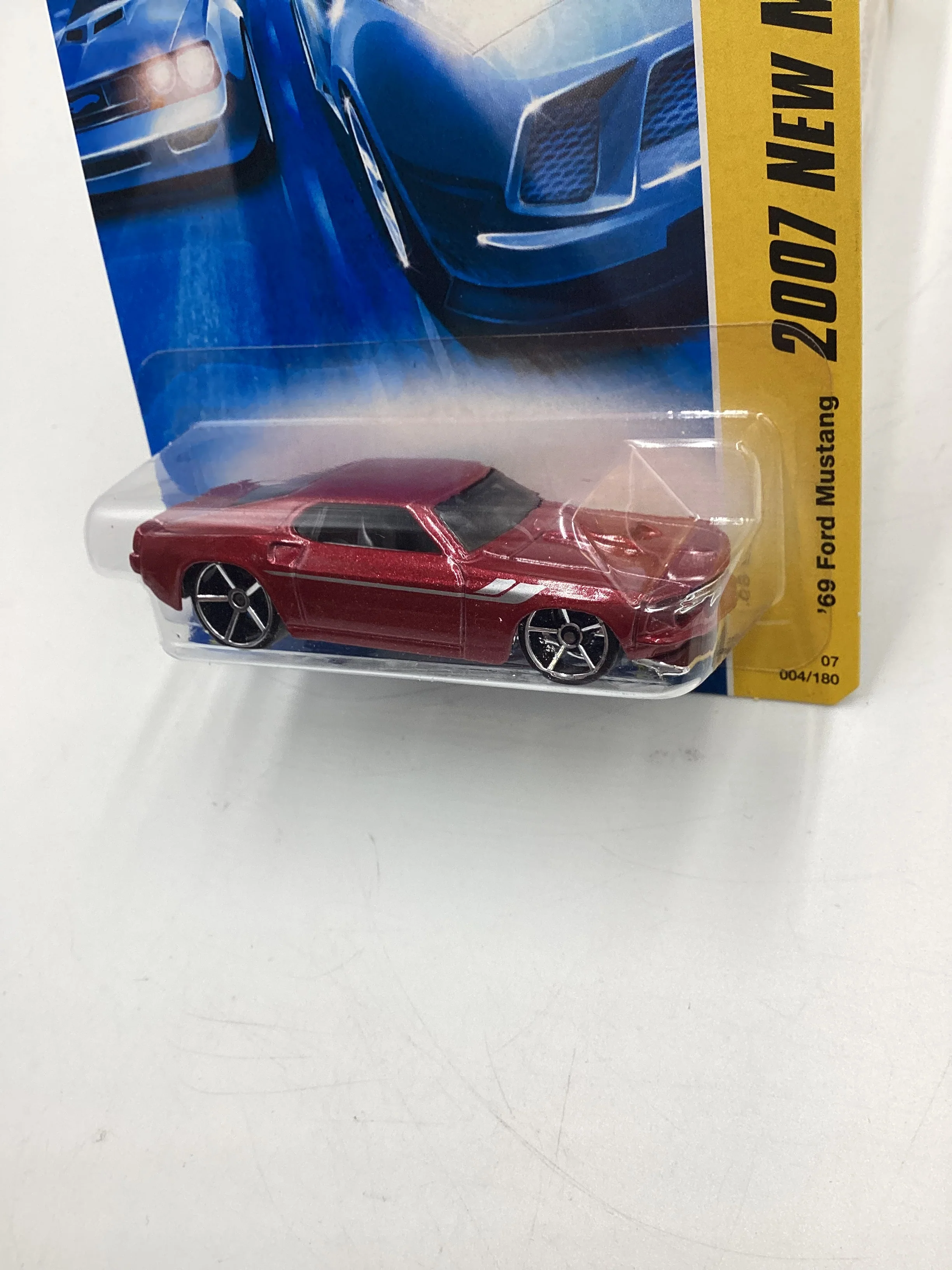2007 Hot Wheels New Models #4 69 Ford Mustang Red 25H - Image 4