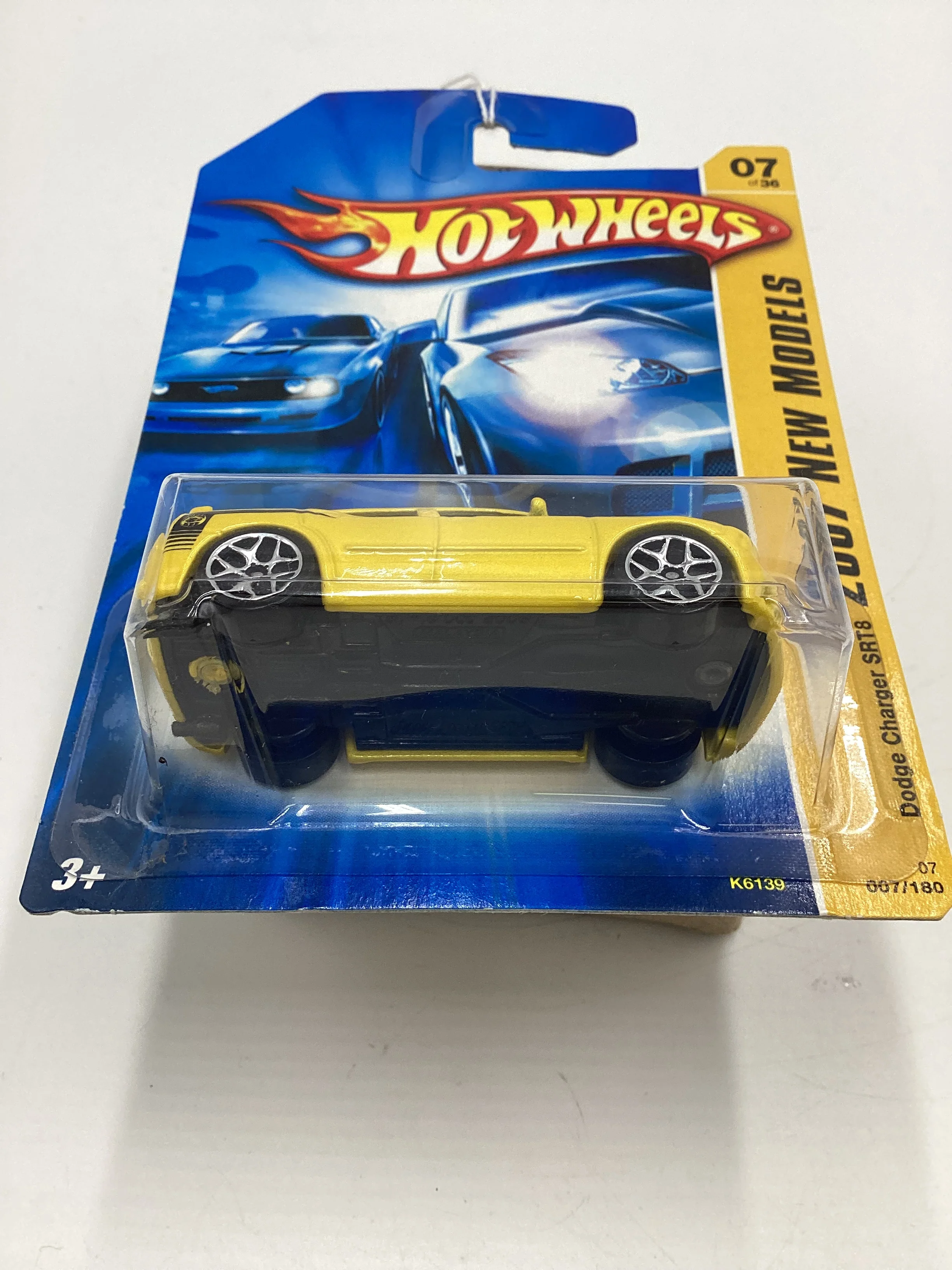 2007 Hot Wheels New Models #7 Dodge Charger SRT8 Yellow 50B - Image 7
