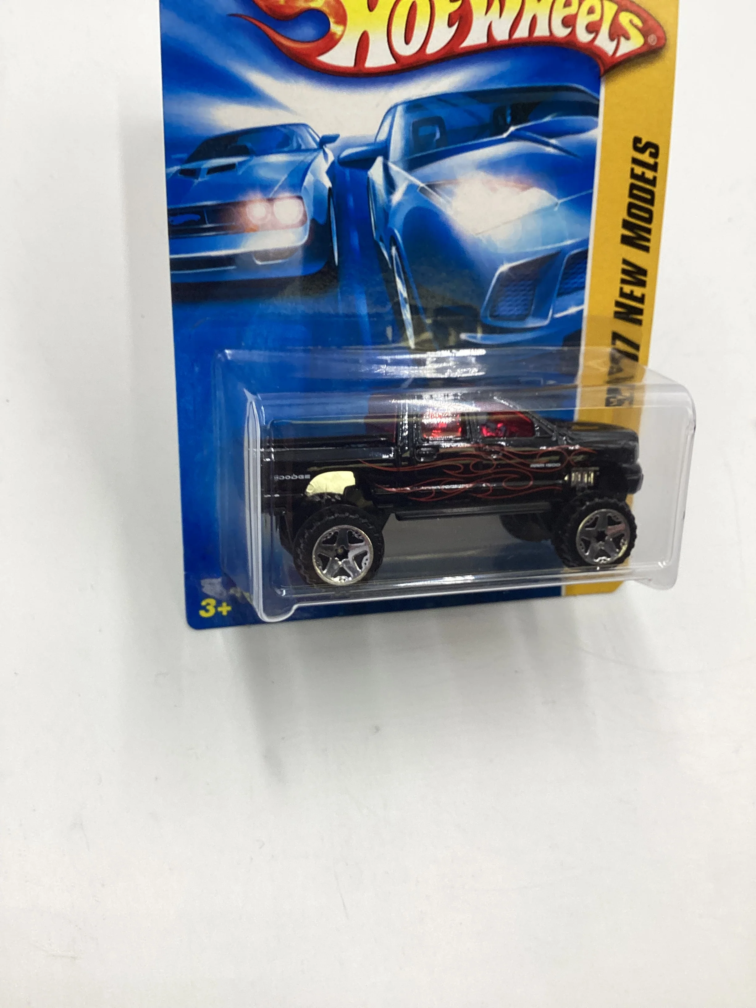 2007 Hot Wheels New Models #5 Dodge Ram 1500 Black 39B - Image 5