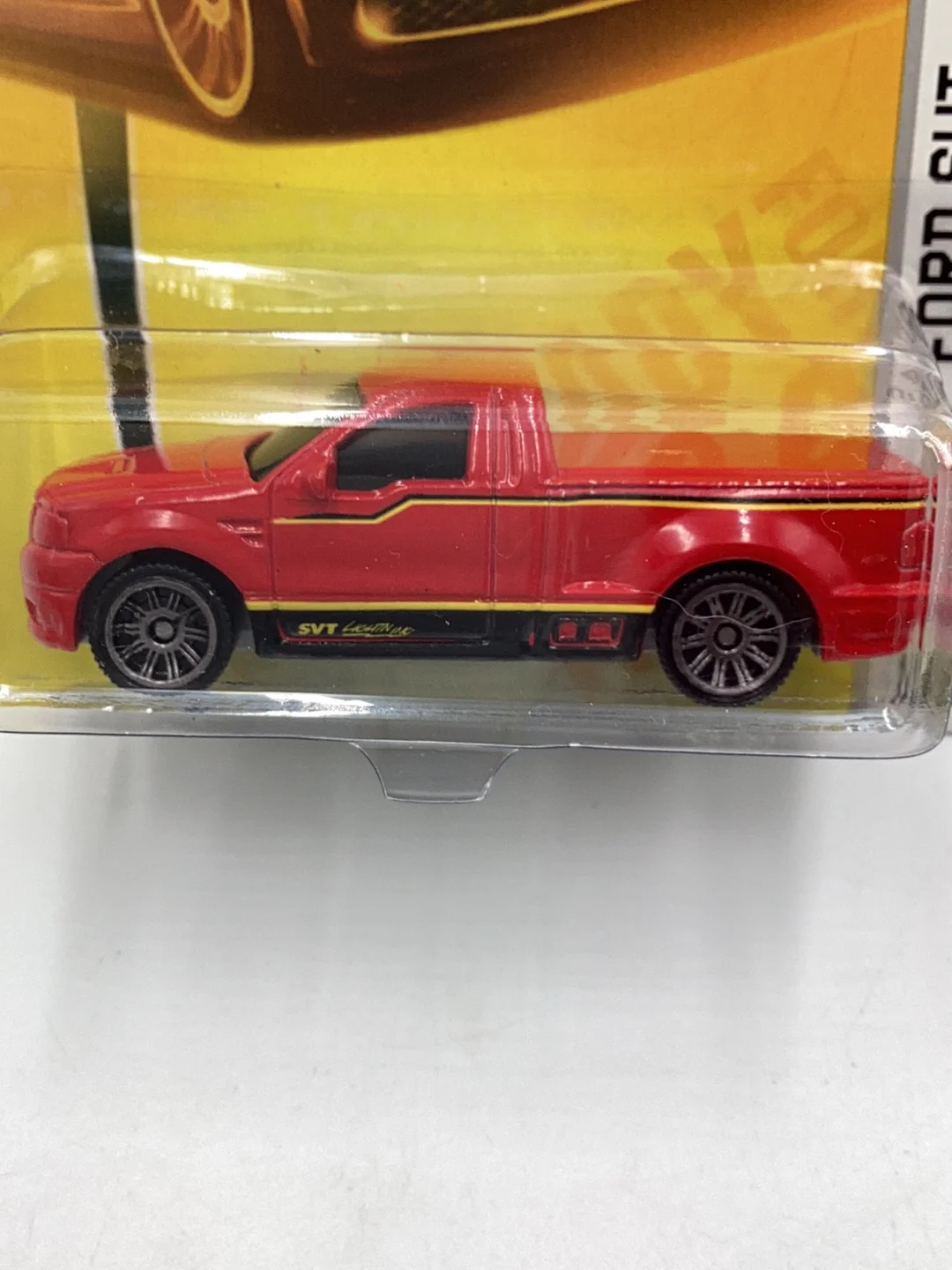 2007 matchbox #16 Ford SVT F-150 Lightning red 31E - Image 2