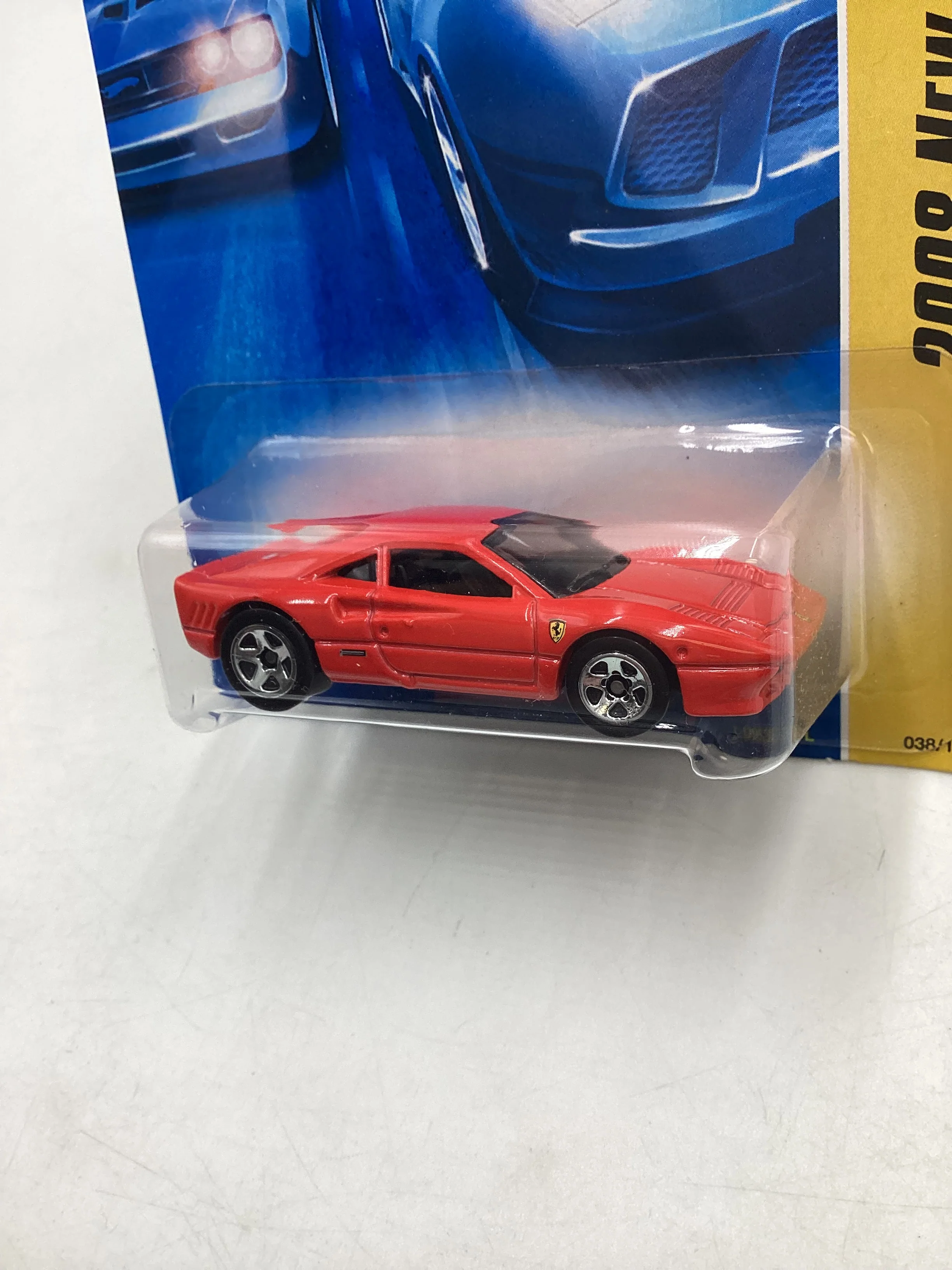 2008 Hot Wheels #038 Ferrari GTO Red - Image 4