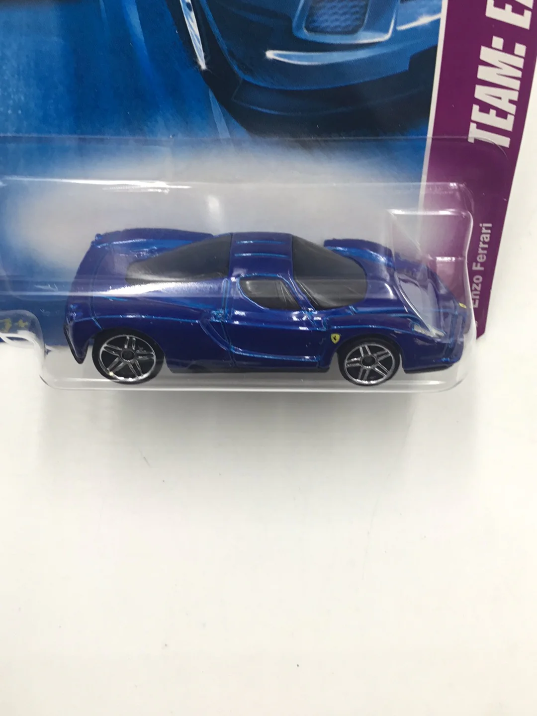 2008 Hot wheels #114 Enzo Ferrari with protector - Image 5