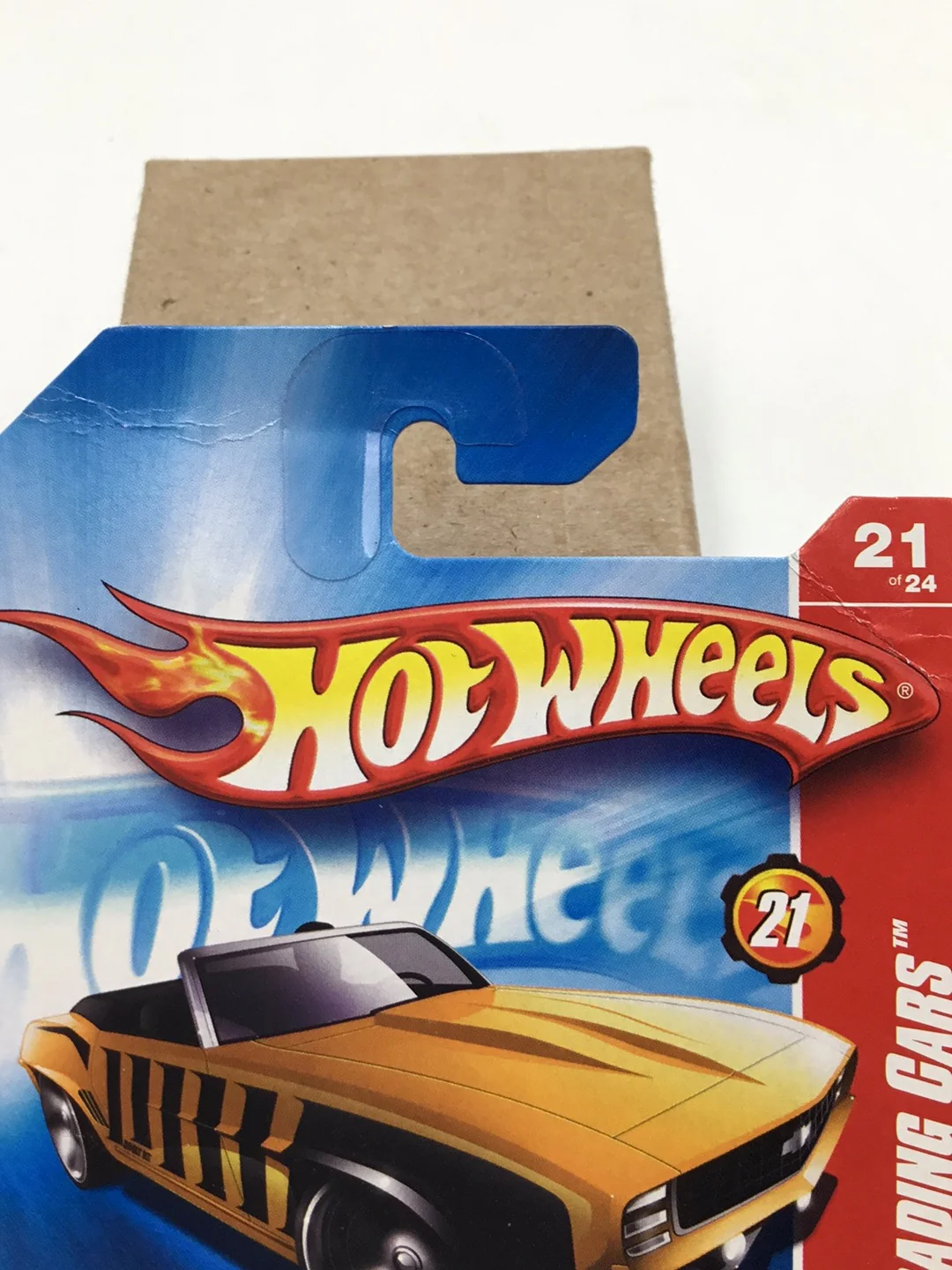 2008 Hot wheels #97 69 Camaro (Bad Card) DD9 - Image 7
