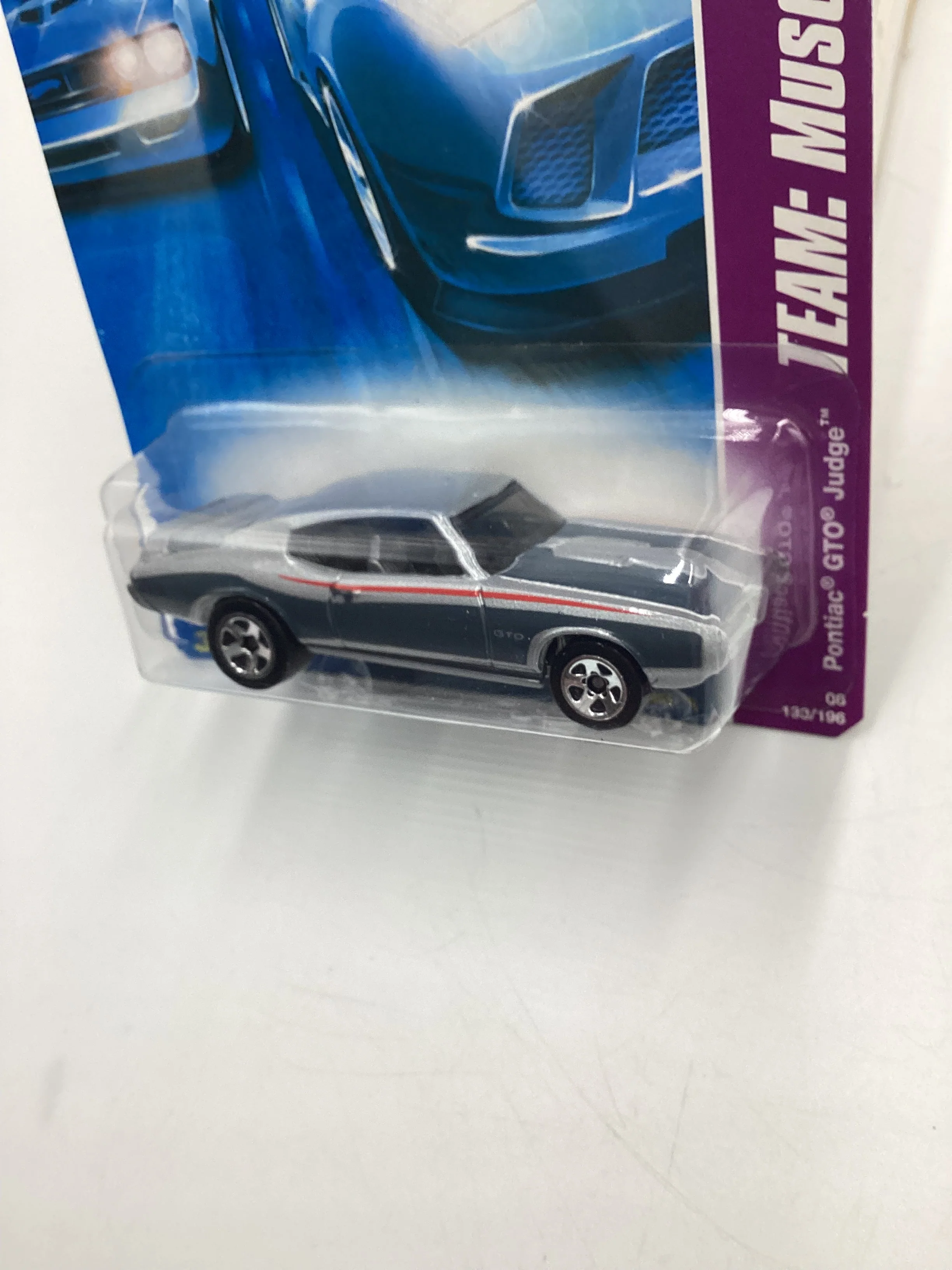 2008 Hot Wheels HW Team: Muscle Mania #133 Pontiac GTO Judge Silver 44C - Image 4