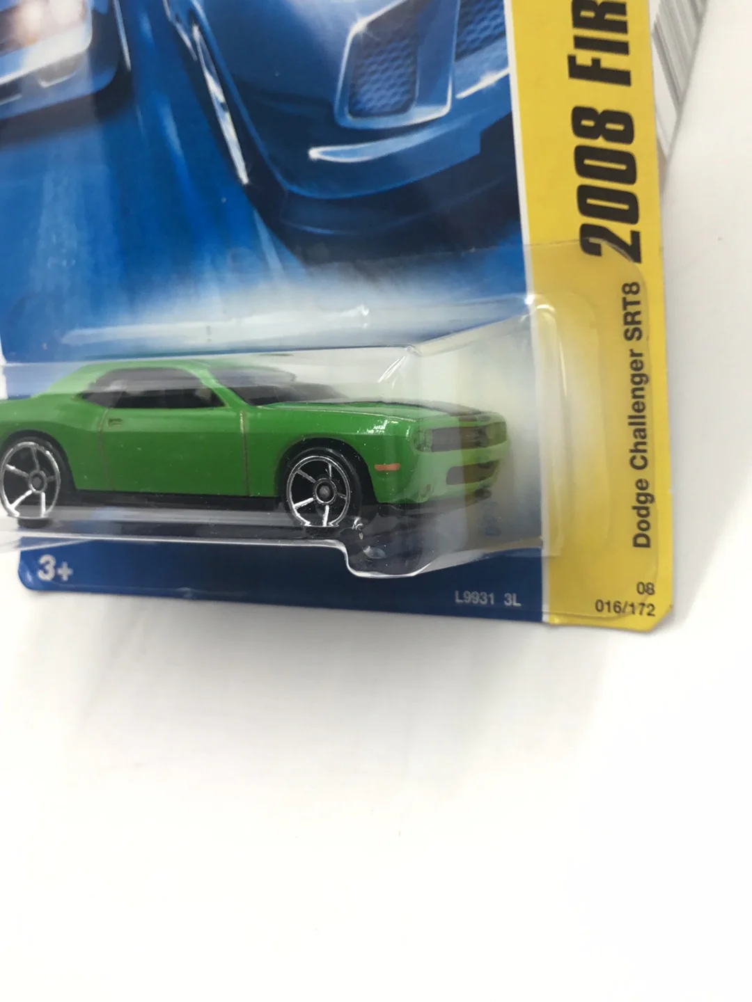 2008 Hot Wheels new models #16 Dodge Challenger srt8 Green R4 - Image 4