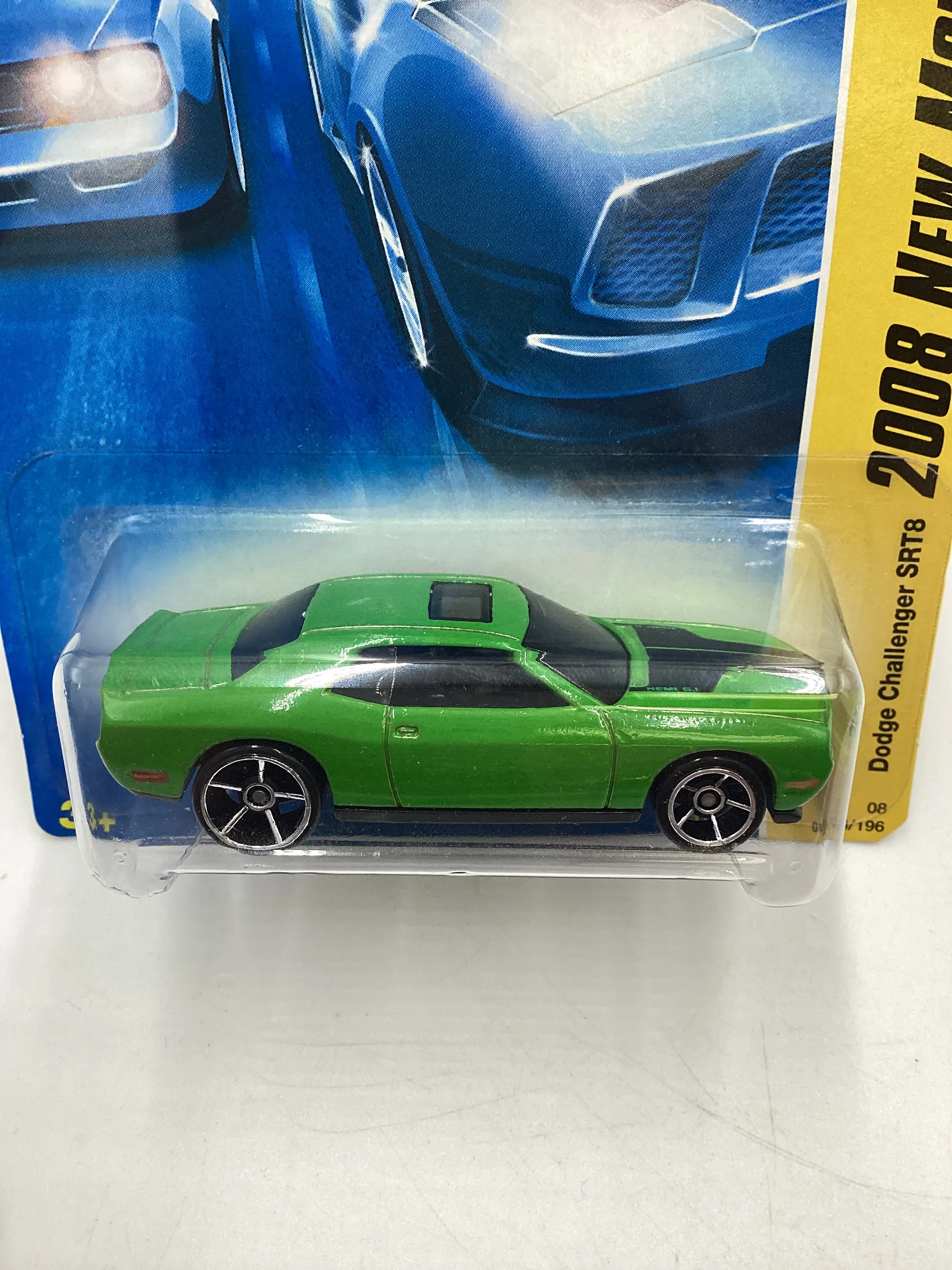2008 Hot Wheels New Models #16 Dodge Challenger SRT8 Green 54G - Image 3