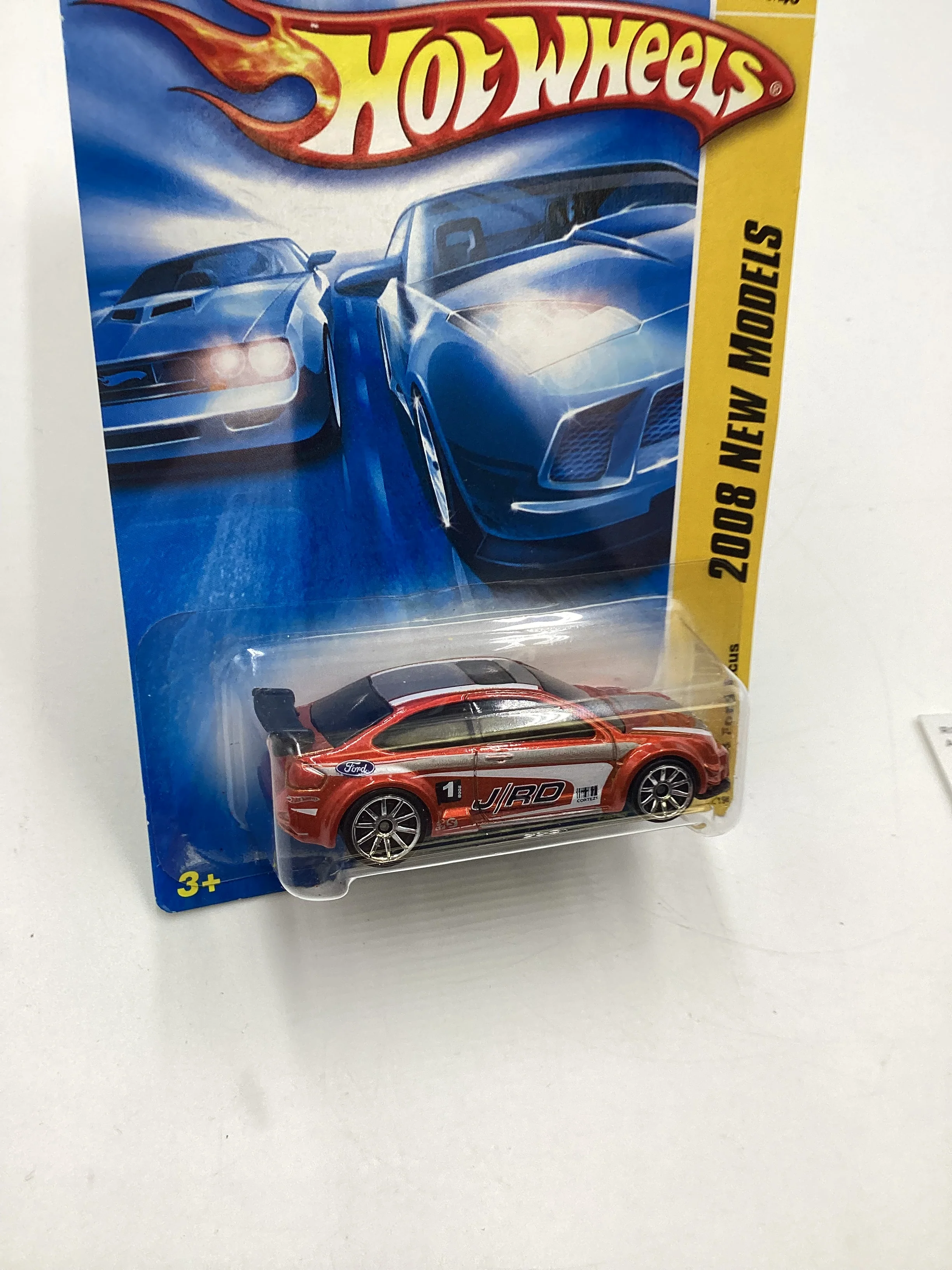 2008 Hot Wheels New Models #31 08 Ford Focus Orange 20i - Image 5