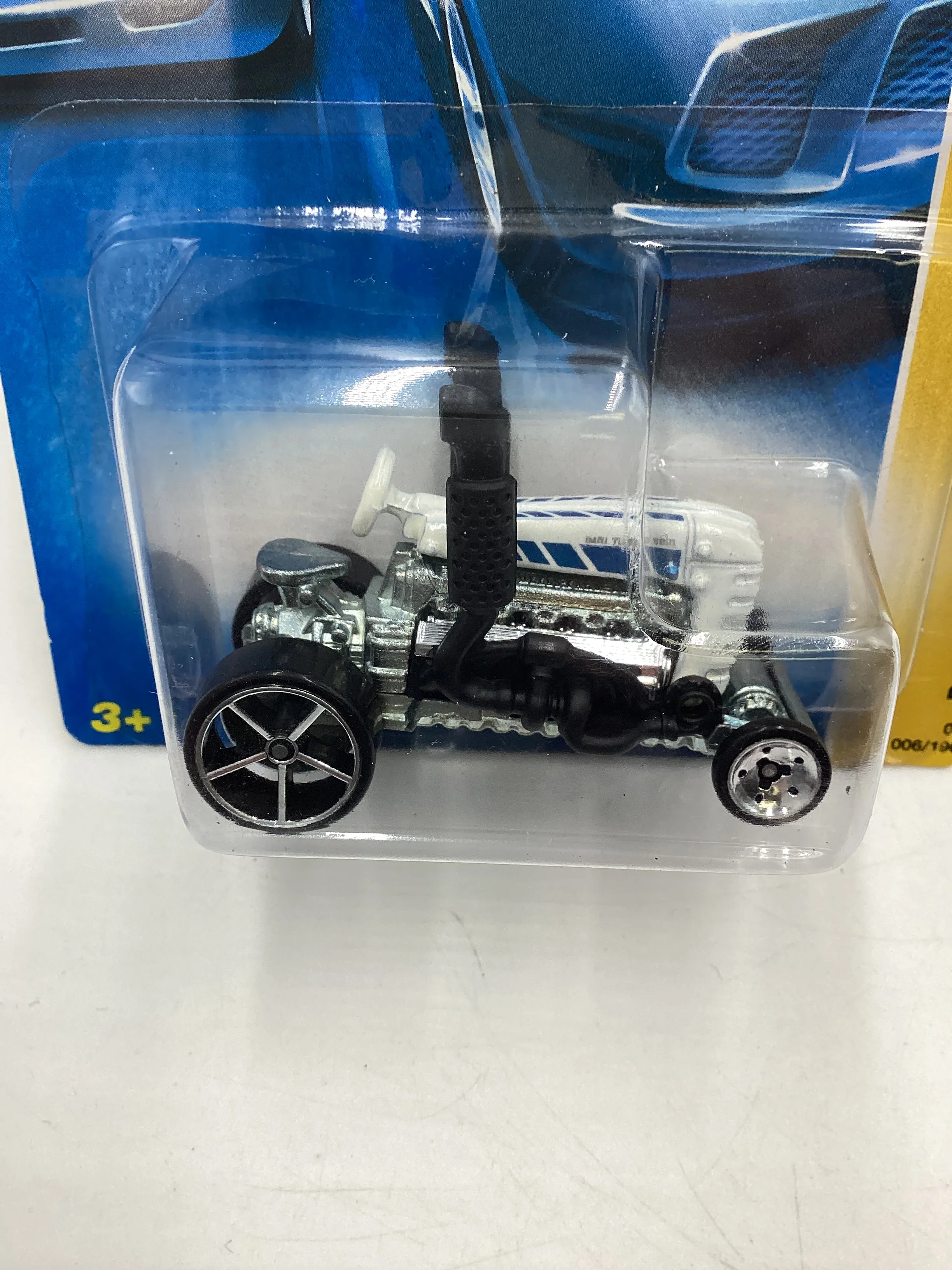 2008 Hot Wheels New Models #6 Dragtor White BB3 - Image 3