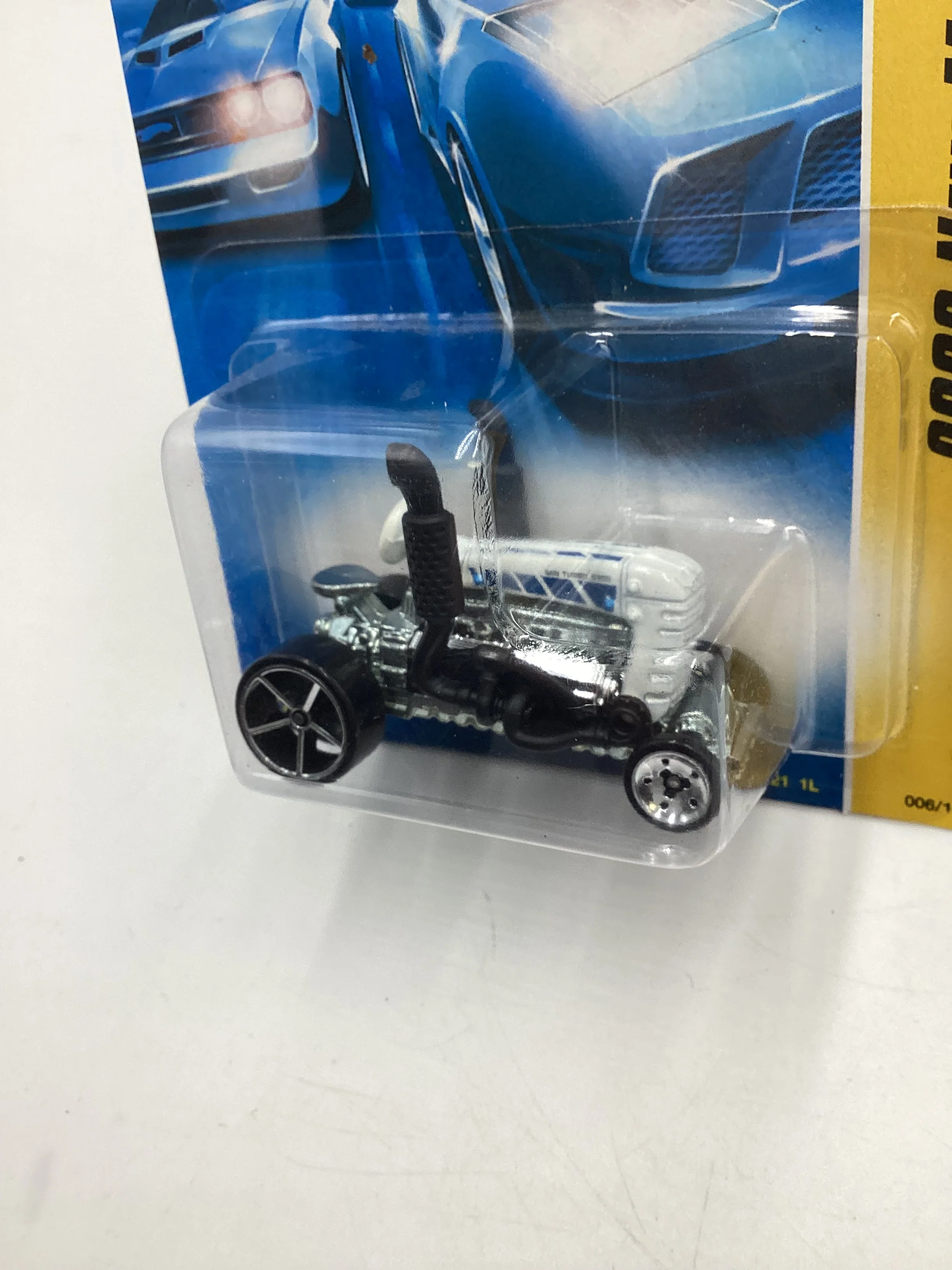2008 Hot Wheels New Models #6 Dragtor White BB3 - Image 4