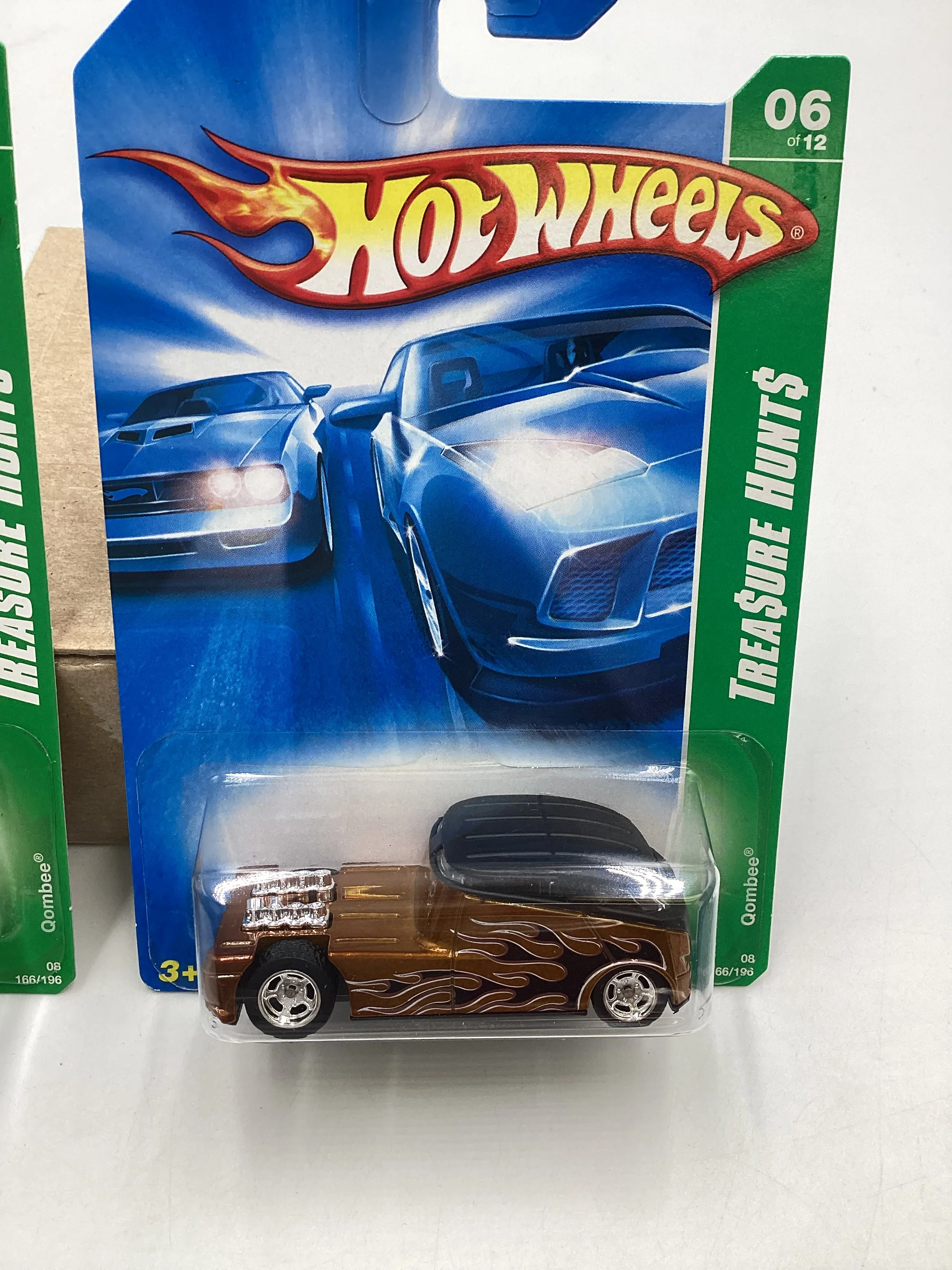 2008 Hot Wheels Super Treasure Hunt + Treasure Hunt Qombee Gold #166 with protector - Image 8