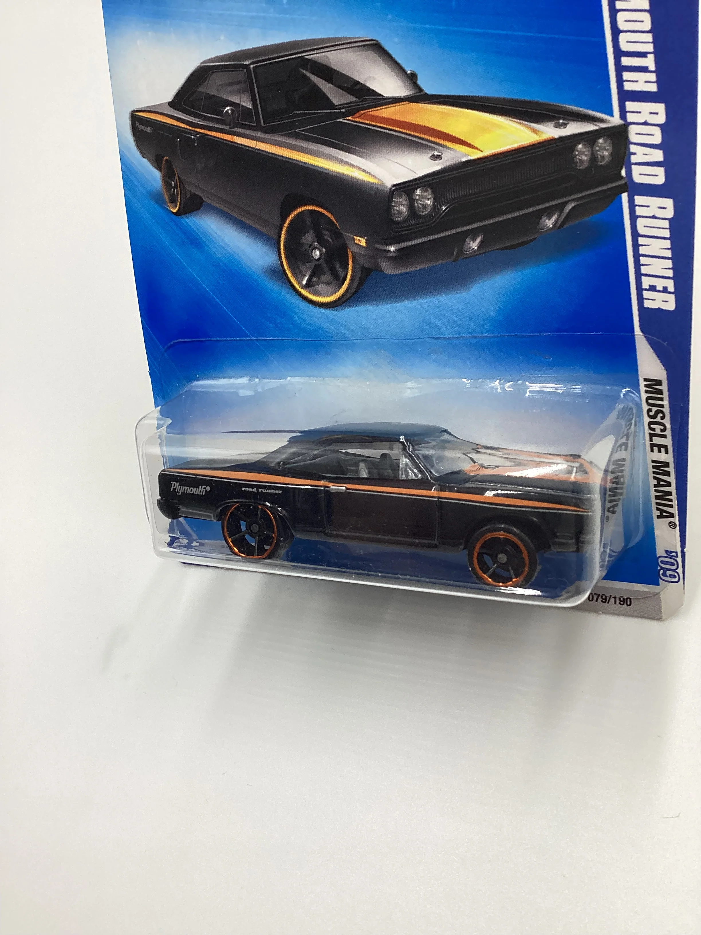2009 Hot Wheels #079 70 Plymouth Road Runner Black 47D - Image 4