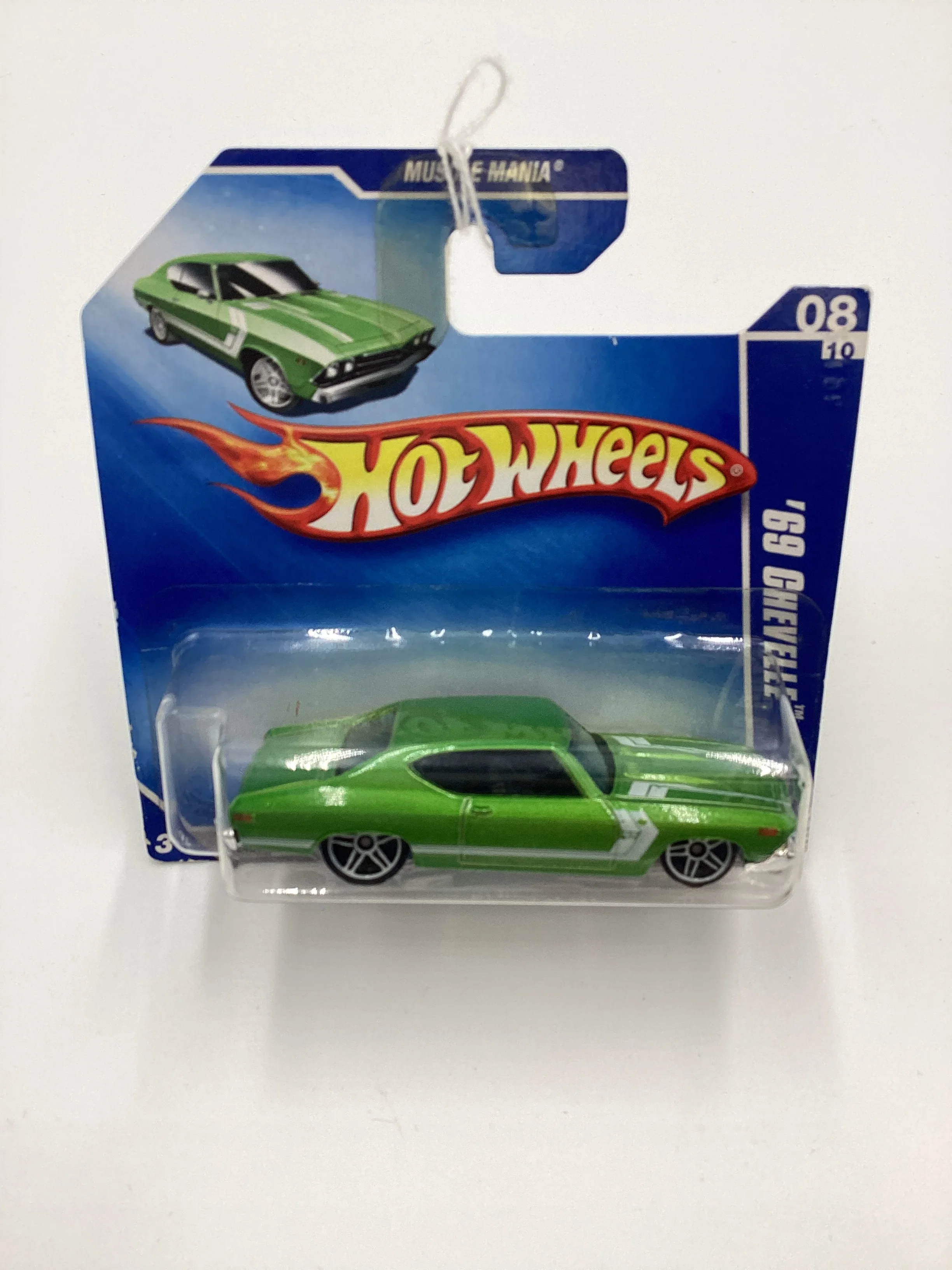 2009 Hot Wheels #084 69 Chevelle Green Short Card 5F - Image 2