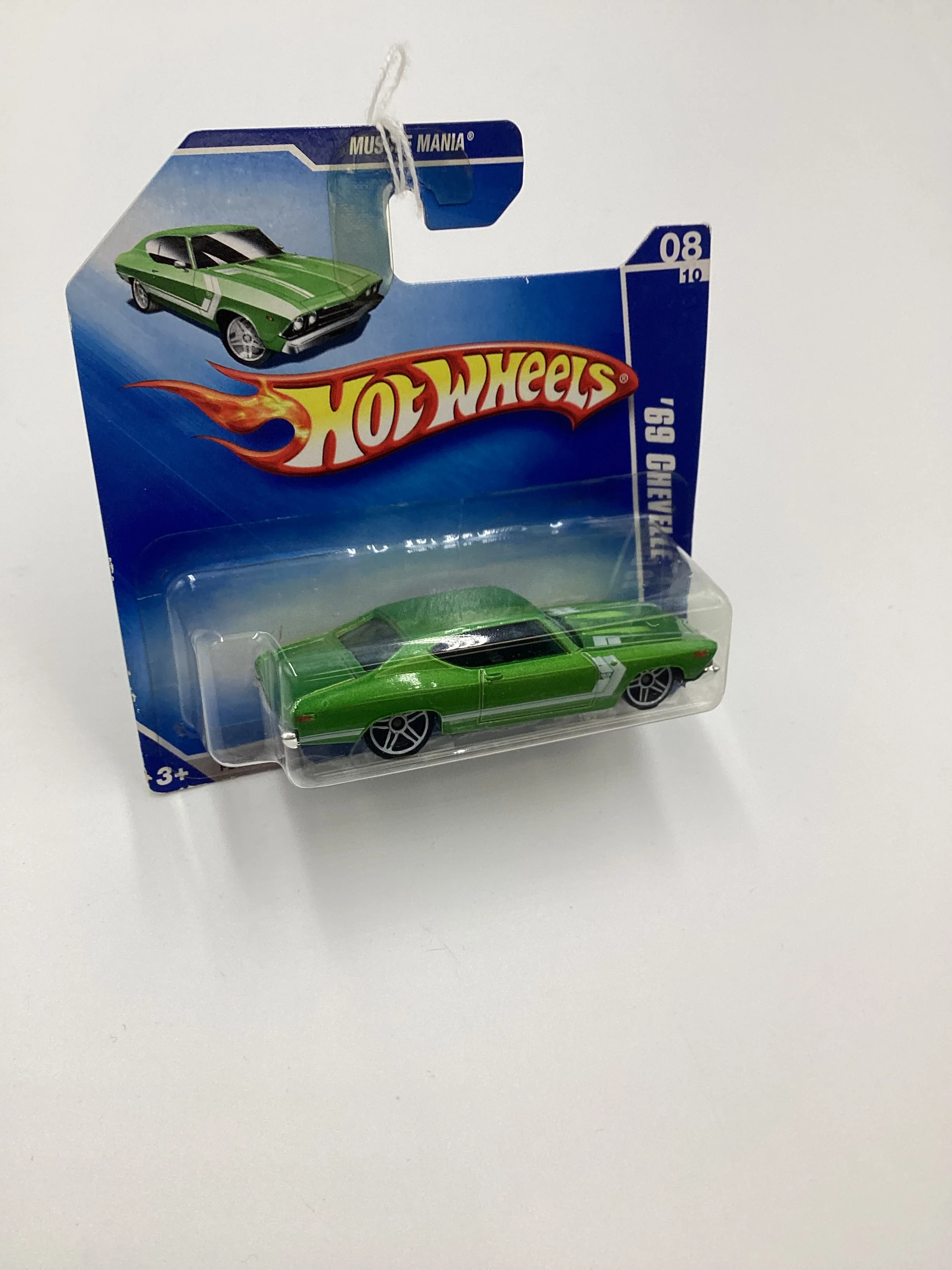 2009 Hot Wheels #084 69 Chevelle Green Short Card 5F - Image 4