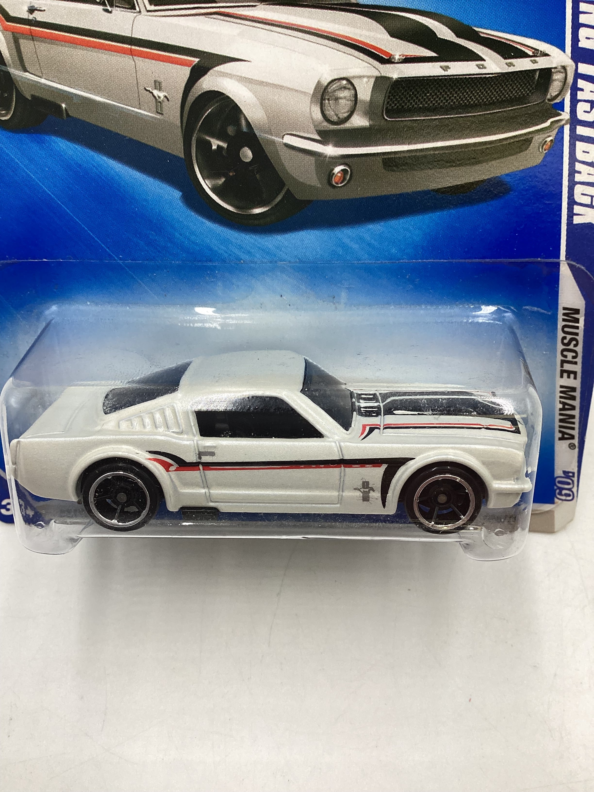 2009 Hot Wheels #085 65 Ford Mustang Fastback 19F - Image 3