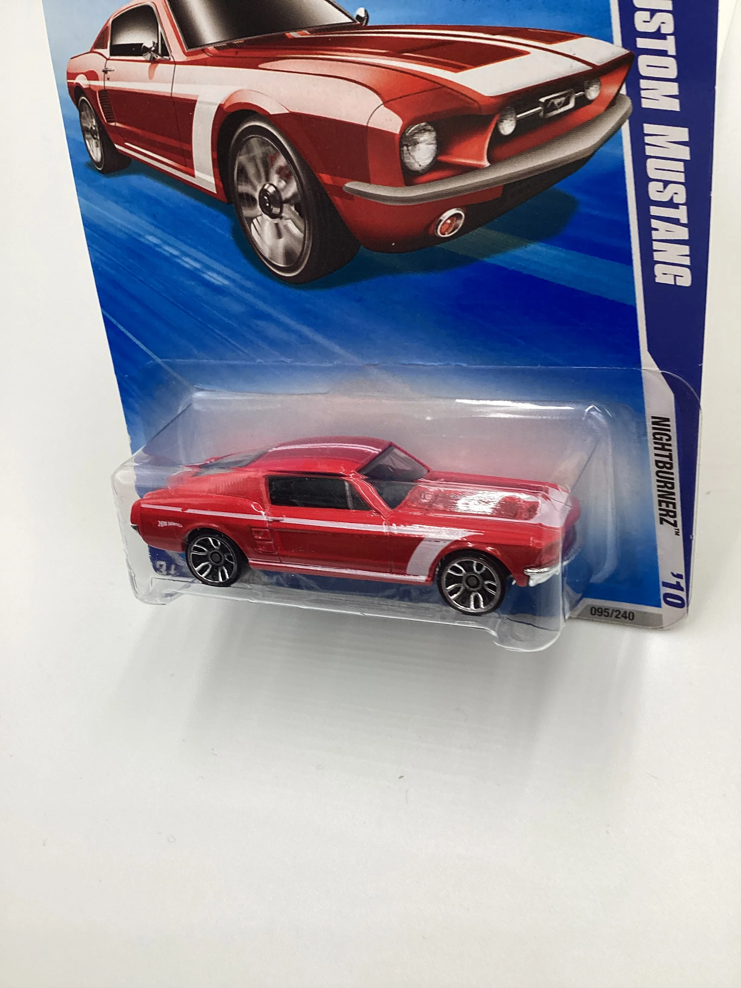 2009 Hot Wheels #095 67 Custom Mustang Red 23F - Image 4