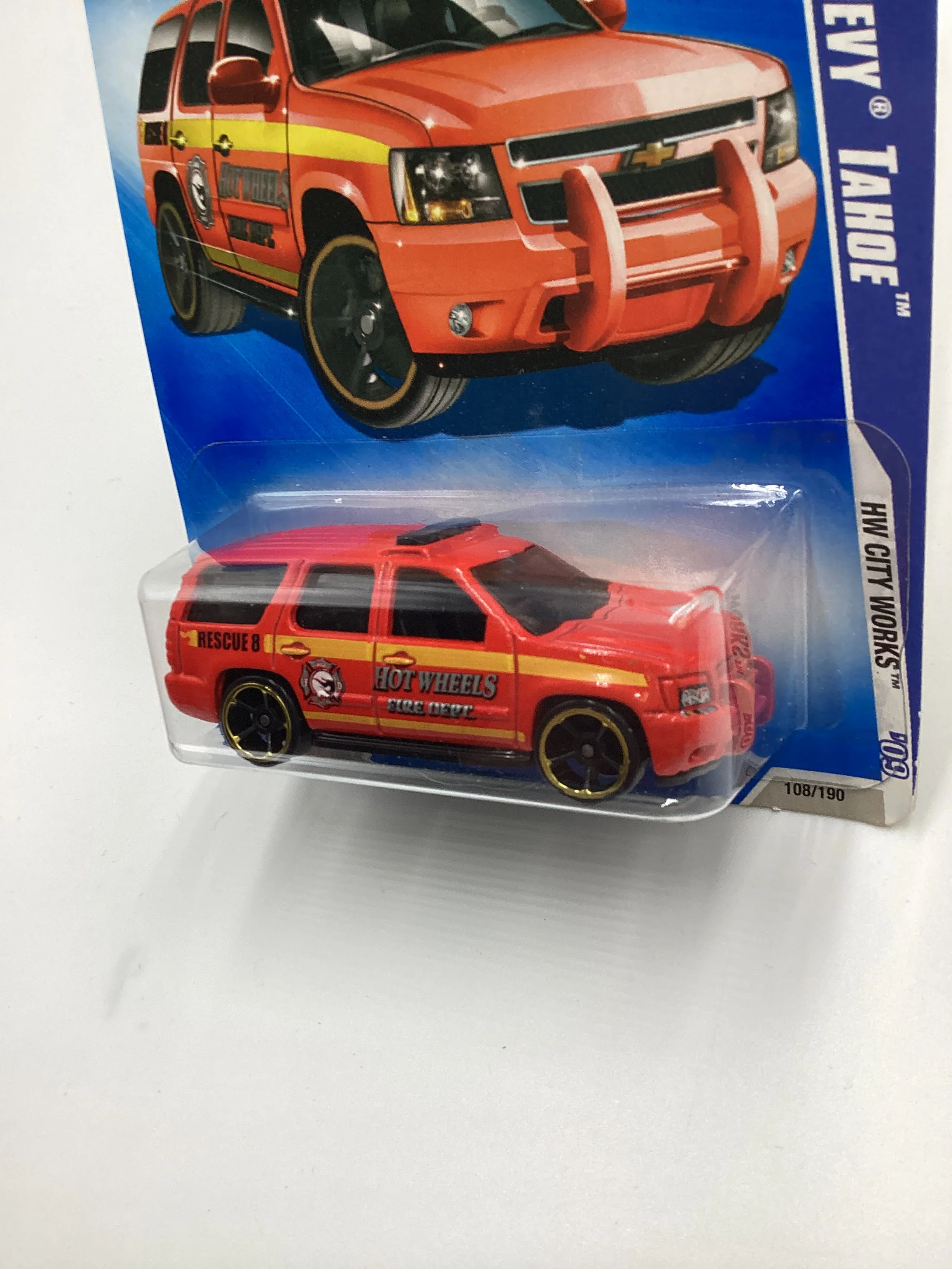 2009 Hot Wheels #108 07 Chevy Tahoe Fire Dept. Red Battle Force 5 Card 17A - Image 4