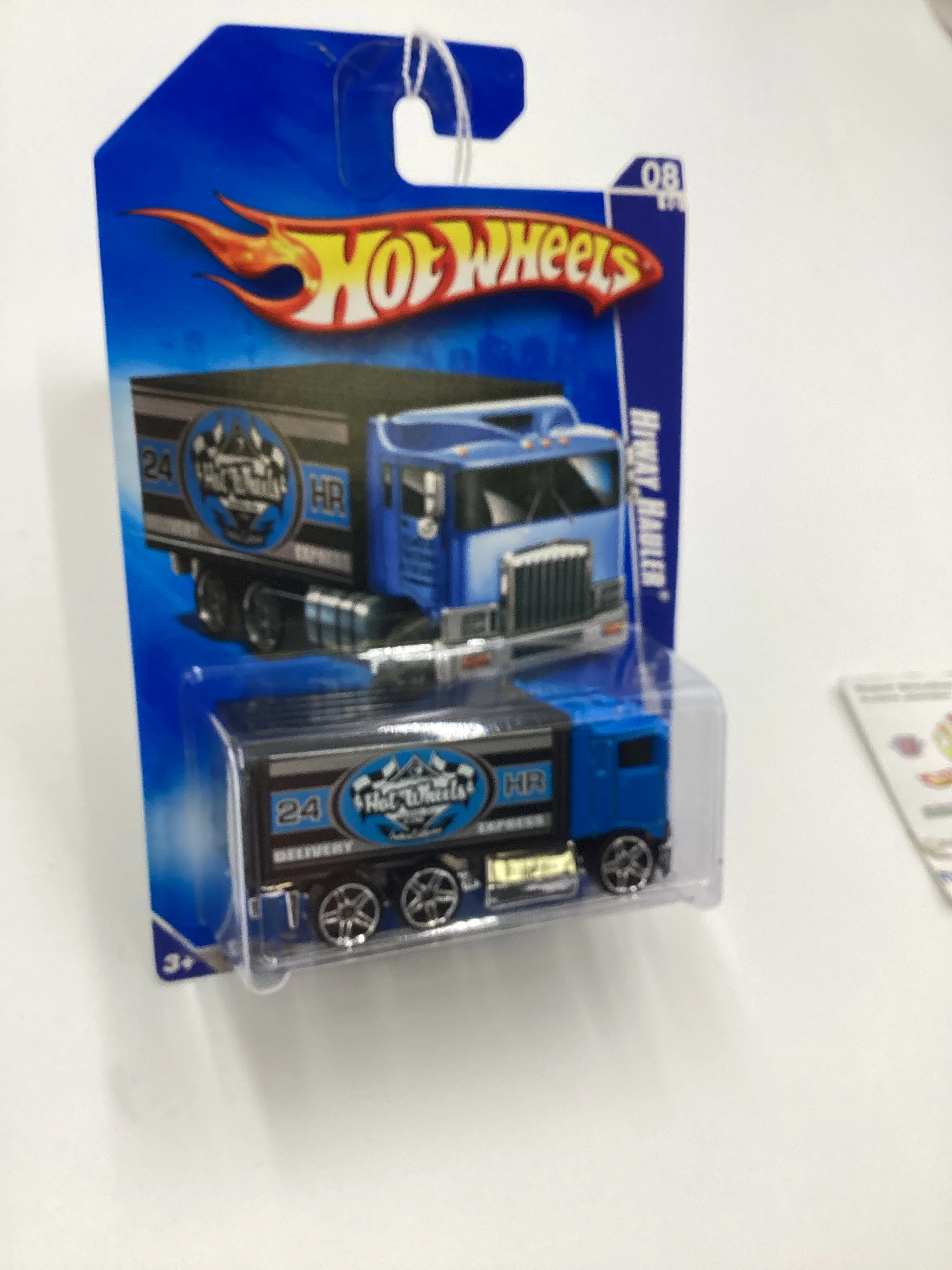 2009 Hot wheels #114 Hiway Hauler Blue 116D - Image 5