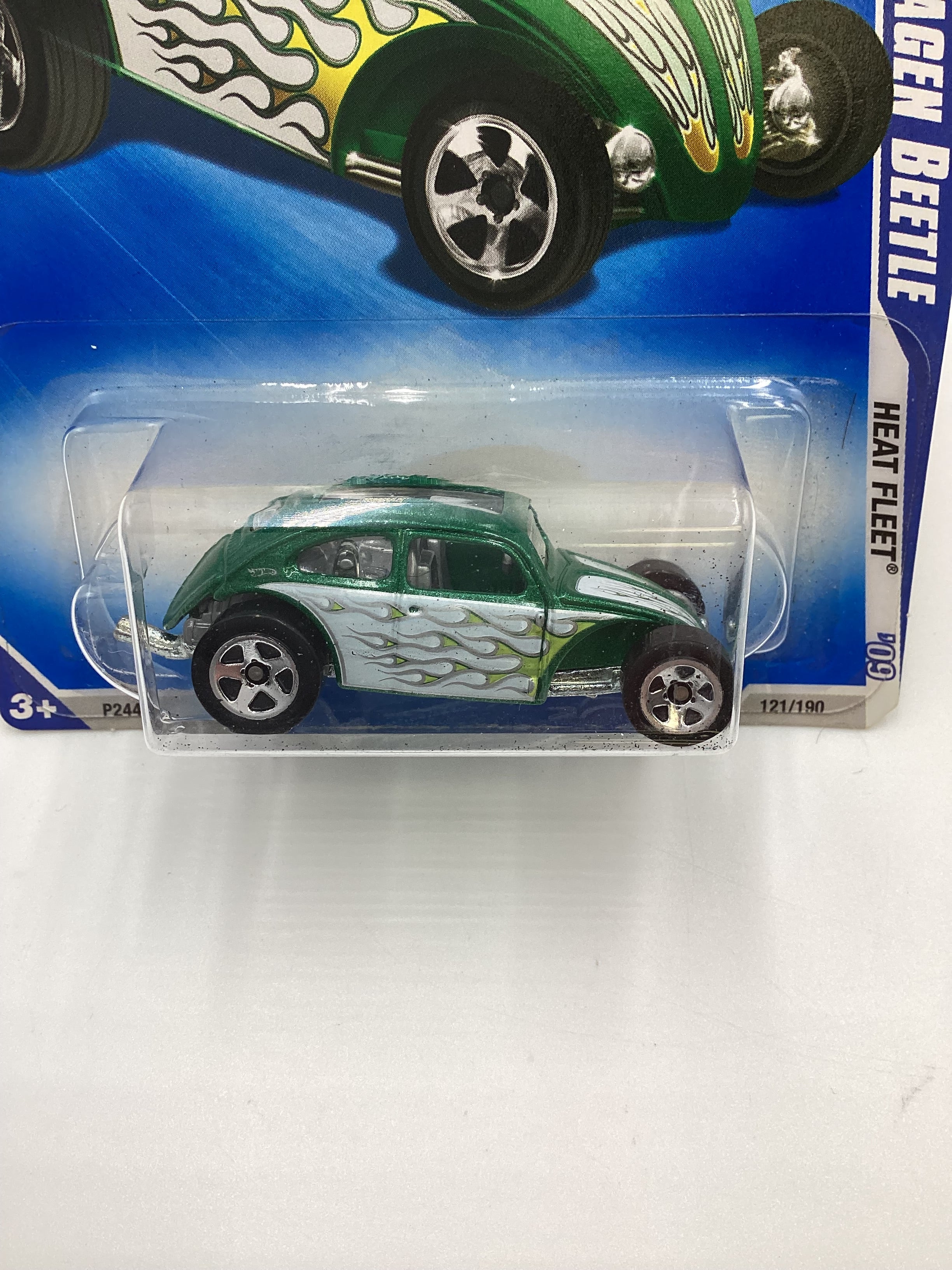 2009 Hot wheels #121 Custom Volkswagen Beetle Green 97E - Image 3