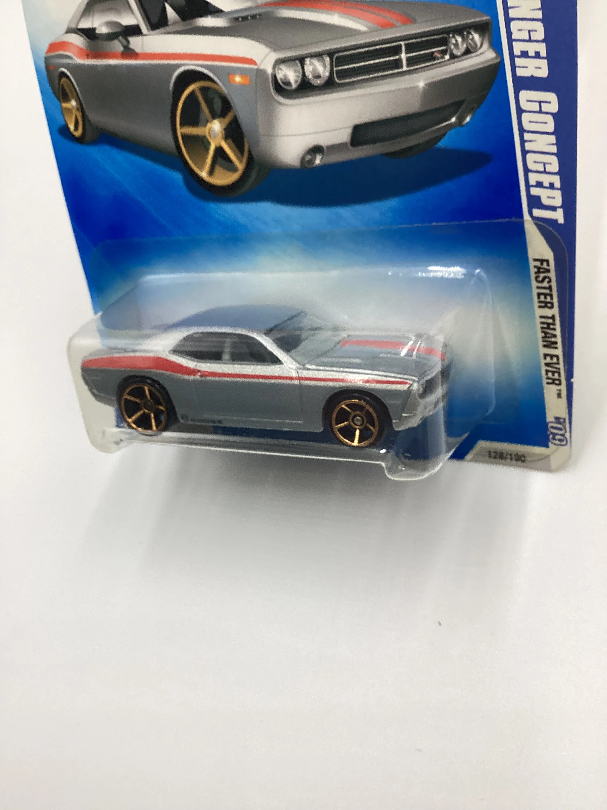 2009 Hot Wheels #128 Dodge Challenger Concept FTE faster than ever Silver Battle Force Card 44C - Image 5