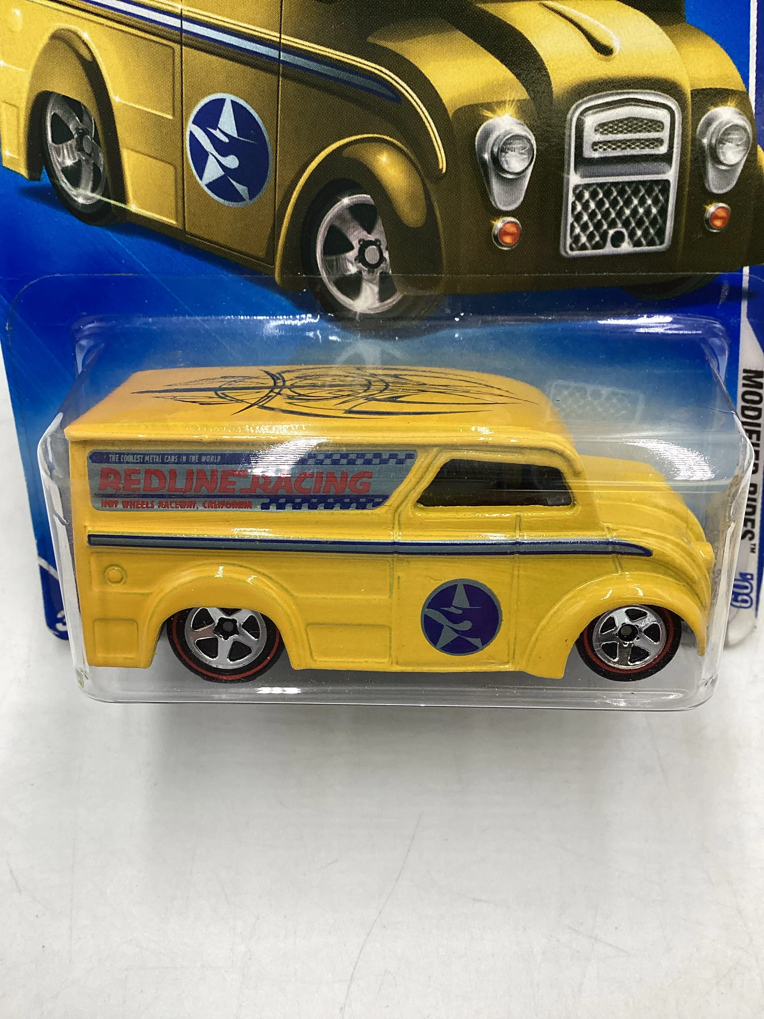 2009 Hot Wheels #158 Dairy Delivery Yellow Walmart Exclusive 236D - Image 3