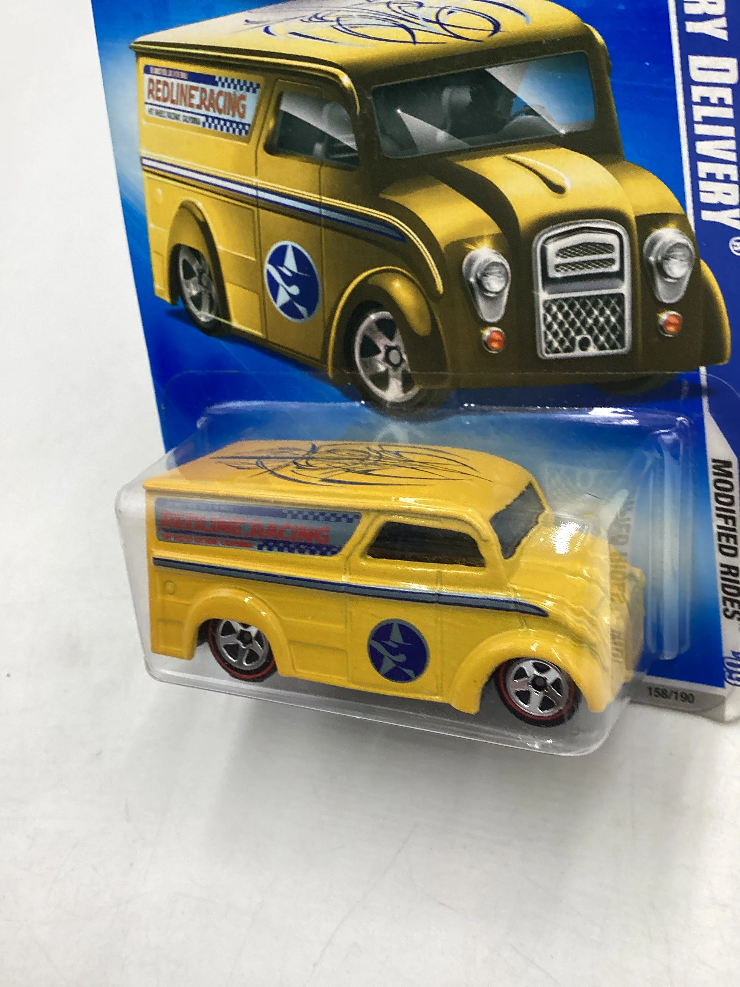2009 Hot Wheels #158 Dairy Delivery Yellow Walmart Exclusive 236D - Image 4