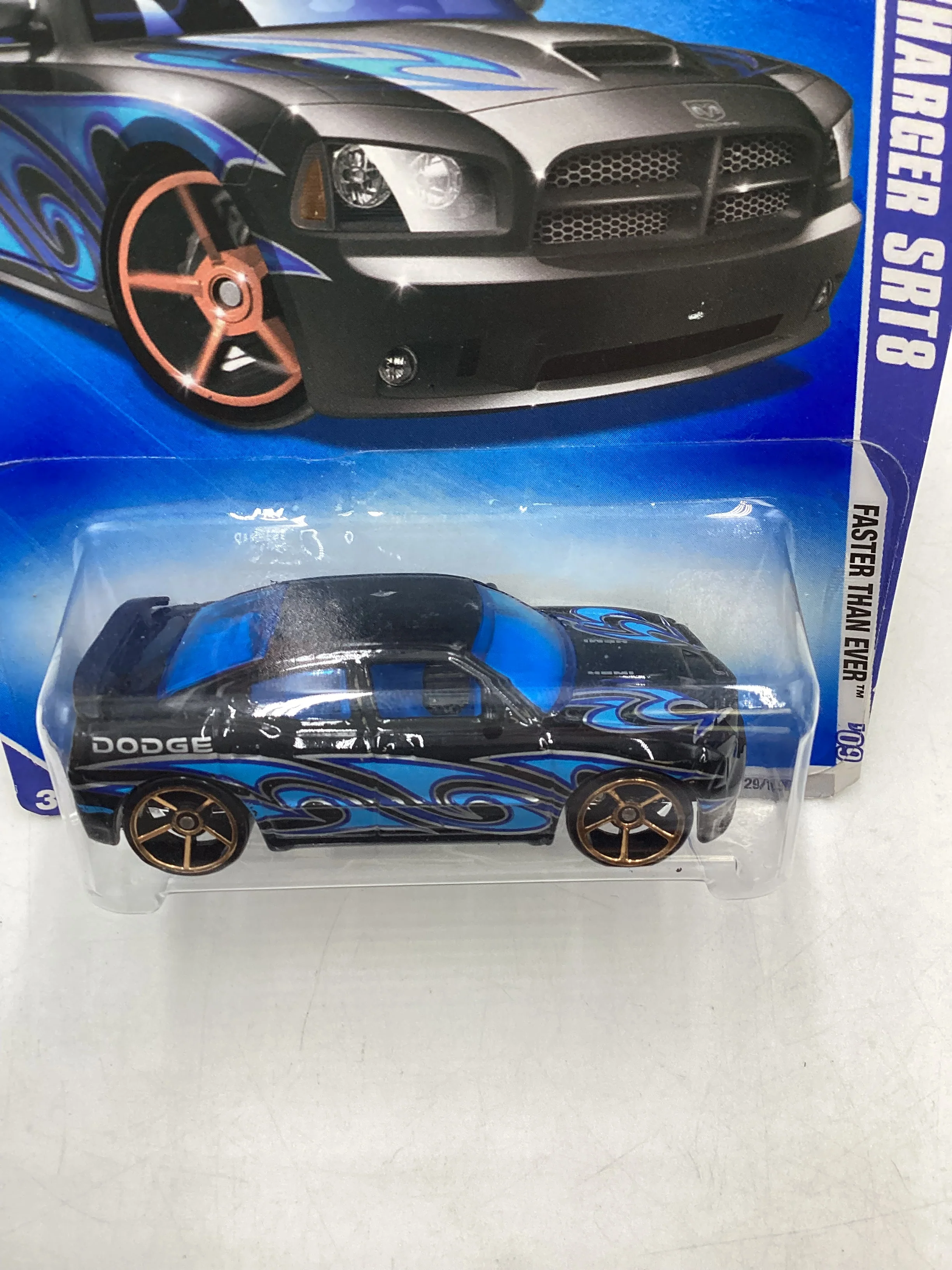 2009 Hot Wheels Faster Than Ever #129 Dodge Charger SRT8 Black 41A - Image 5