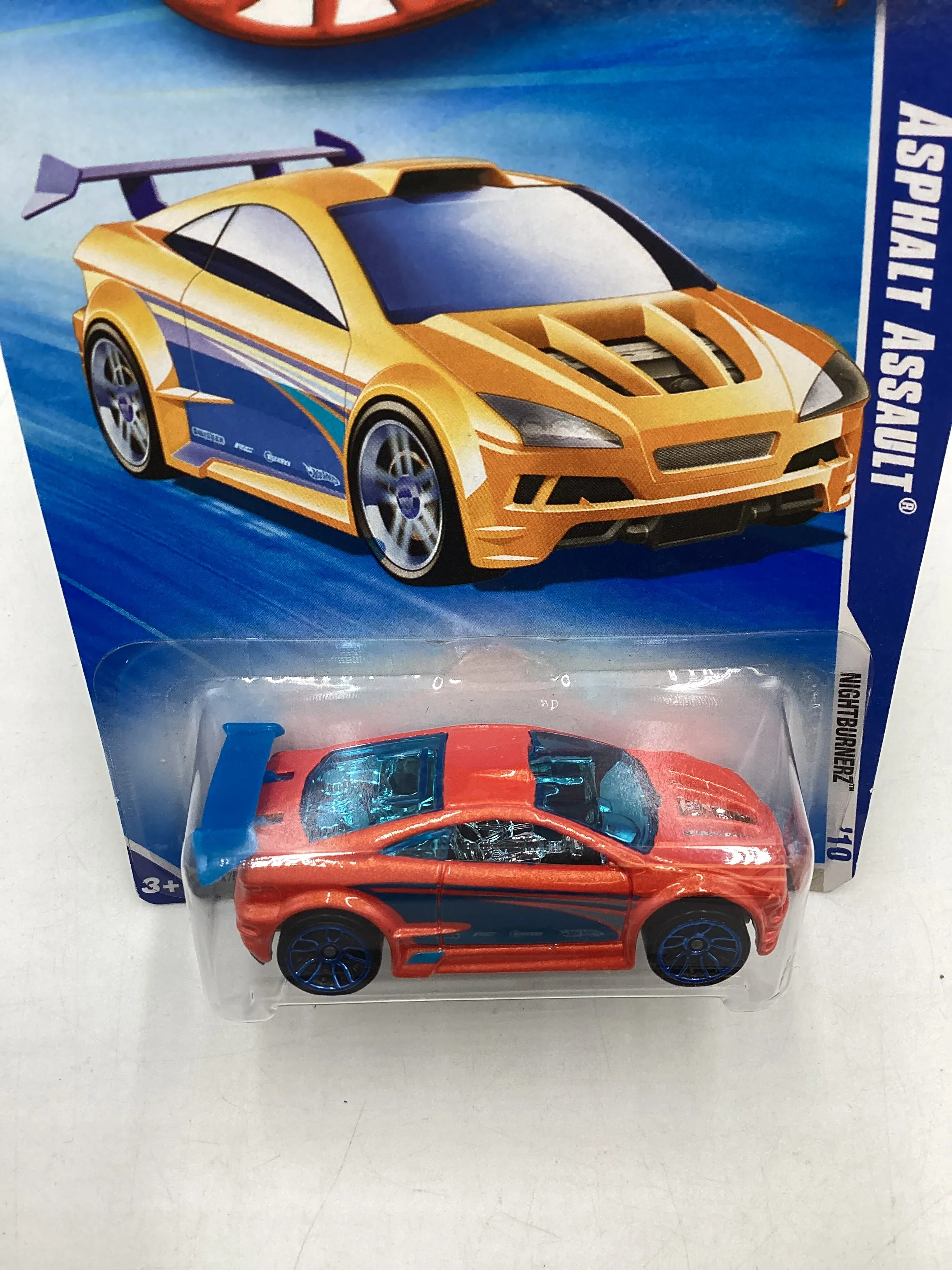 2010 Hot Wheels #092 Orange Asphalt Assault 88i - Image 6