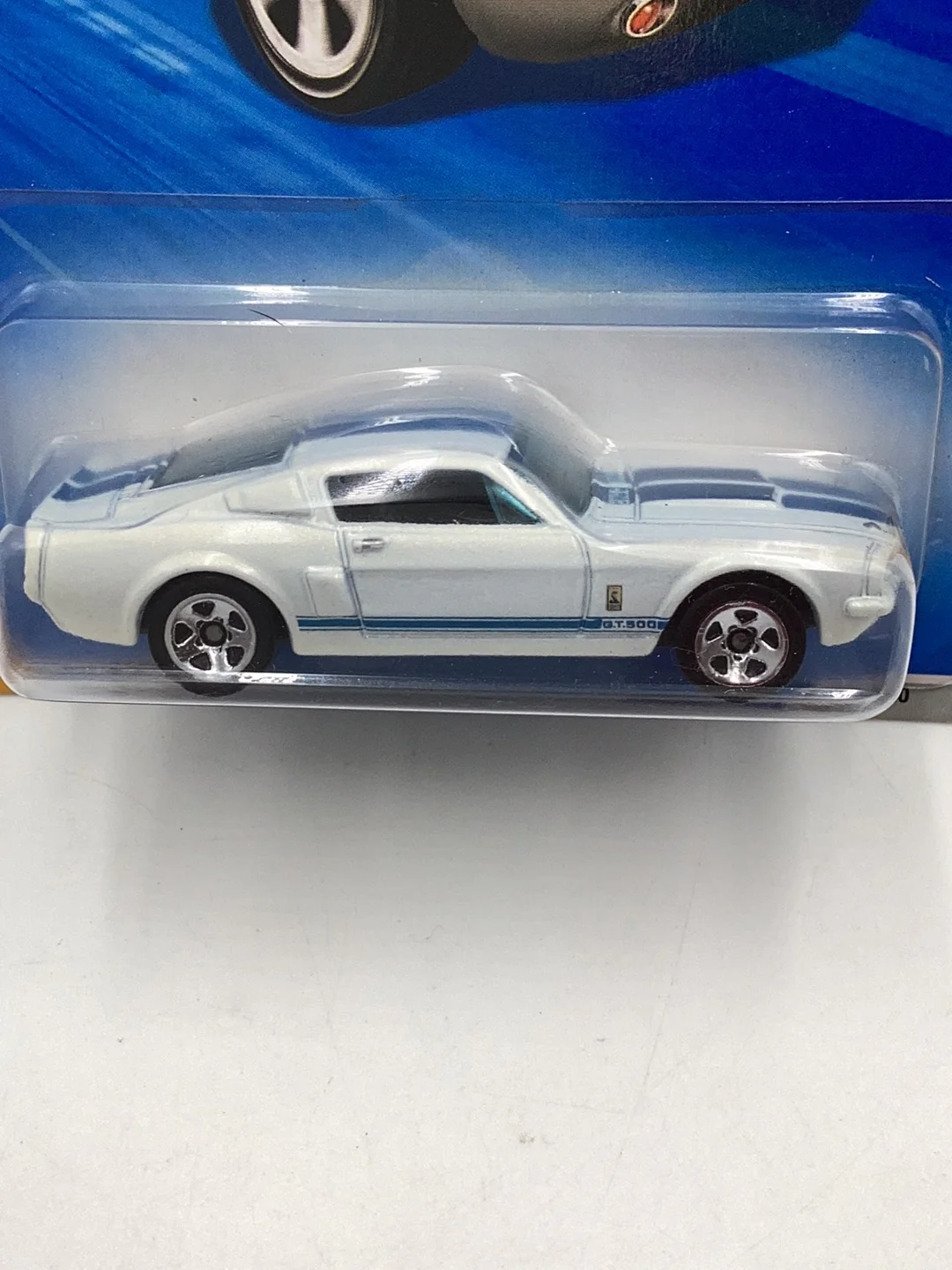 2010 Hot Wheels new models #1 67 Shelby GT 500 white 26F - Image 3