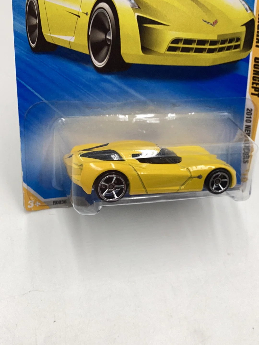 2010 Hot Wheels #19 09 Corvette stingray concept yellow 17A - Image 4