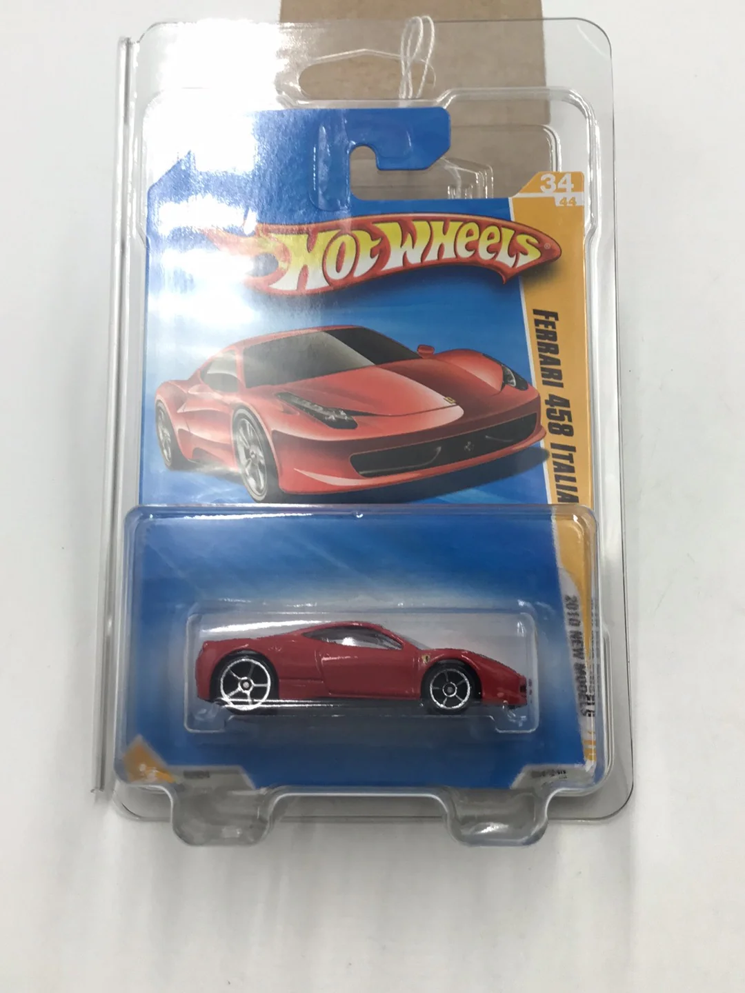 2010 Hot Wheels #34 Ferrari 458 Italia with protector - Image 7