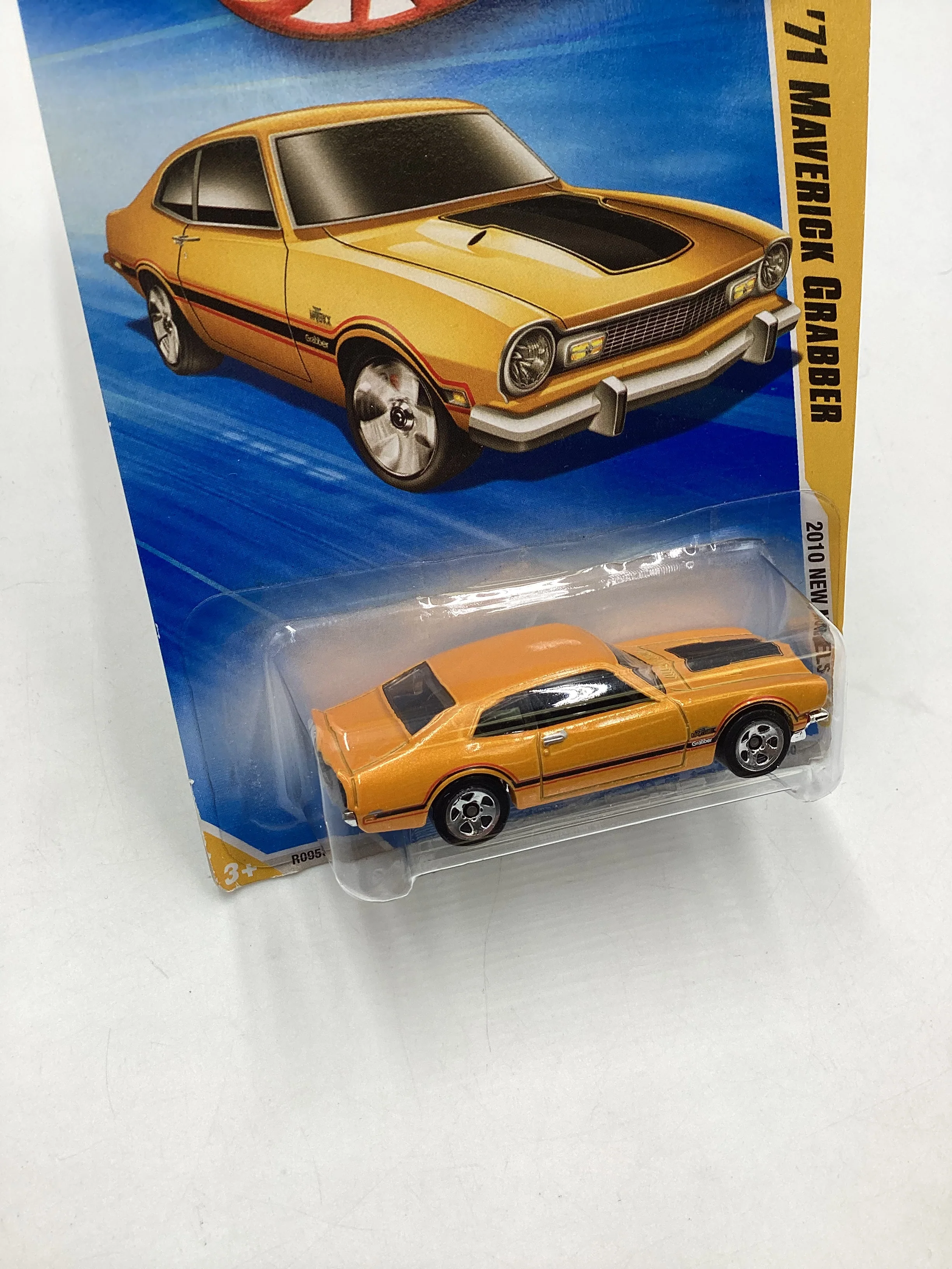2010 Hot Wheels New Models #33 71 Maverick Grabber 34F - Image 5