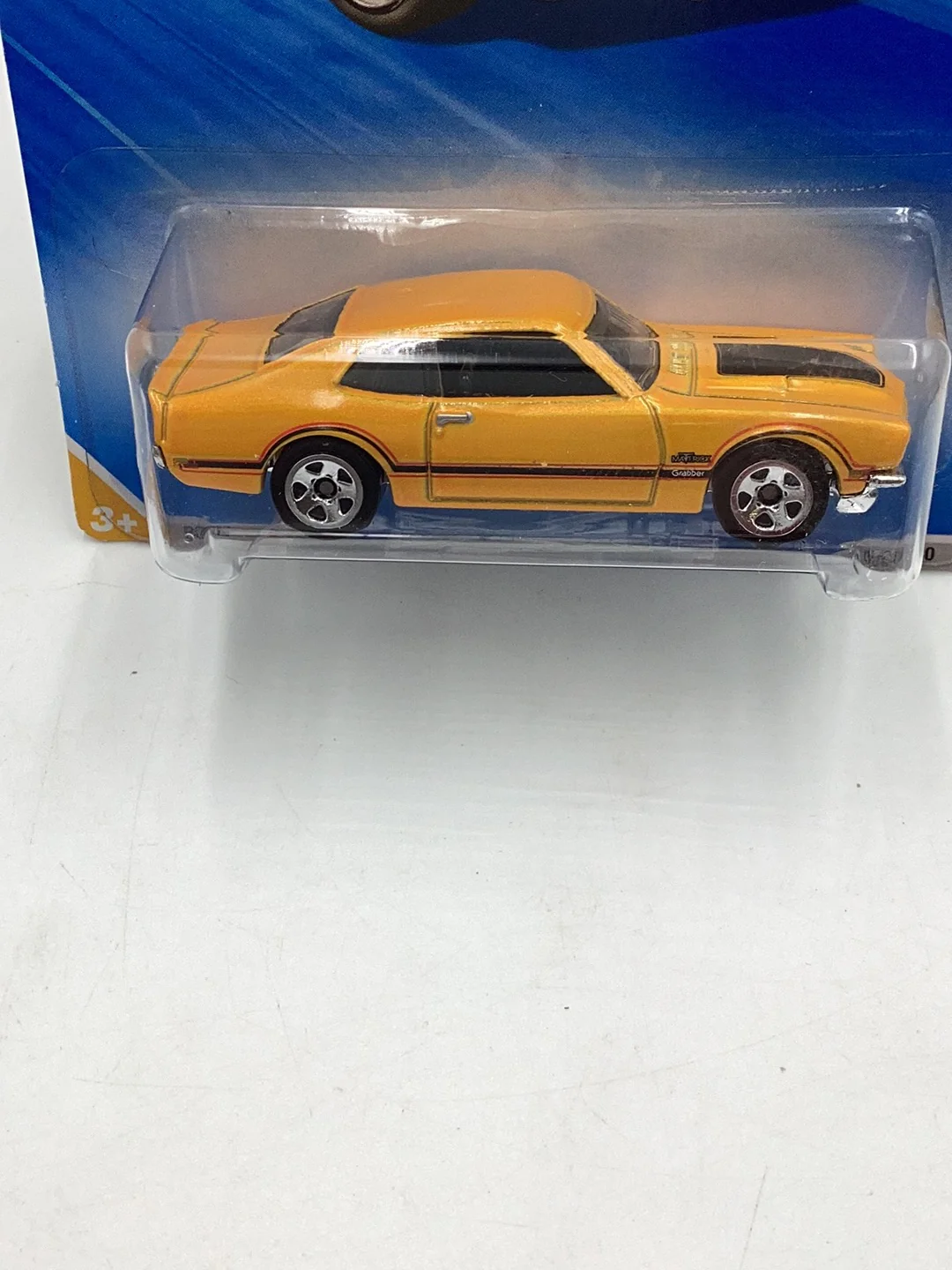 2010 Hot Wheels new models #33 71 Maverick Grabber yellow 28F - Image 3