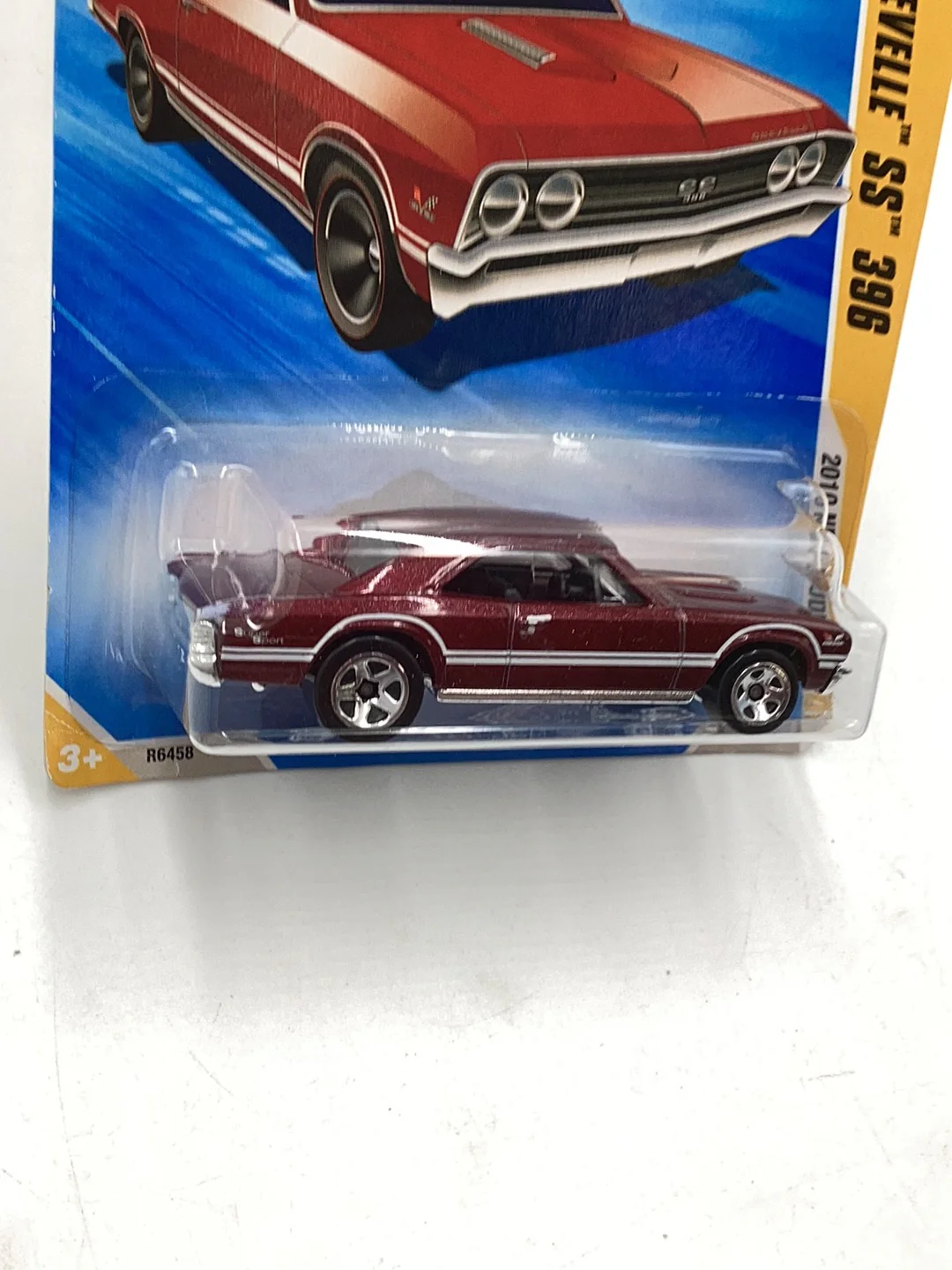 2010 Hot Wheels new models #44 67 Chevelle SS 396 maroon - Image 4