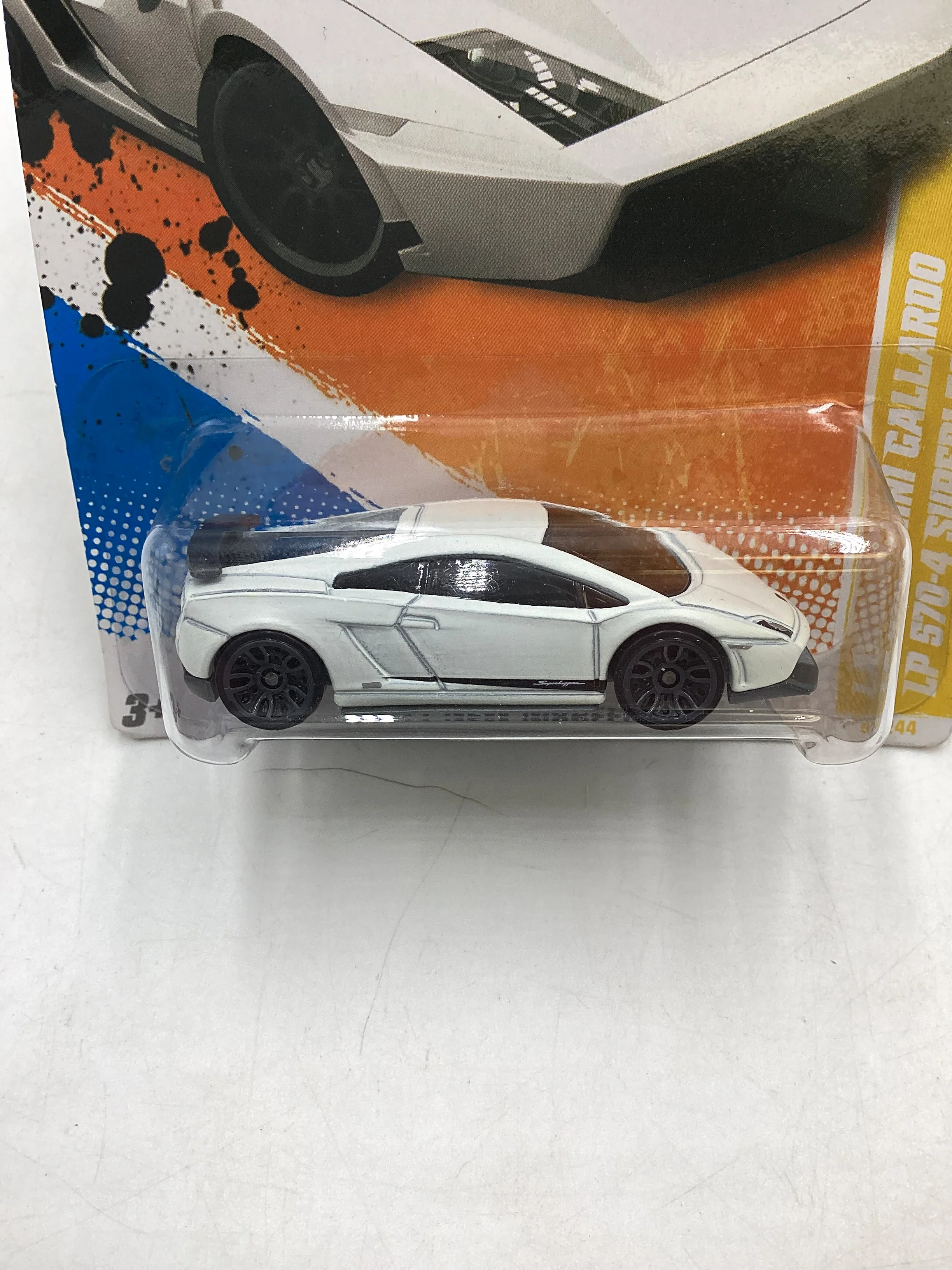 2011 Hot Wheels #009 Lamborghini Gallardo LP 570-4 Superleggera - Image 3