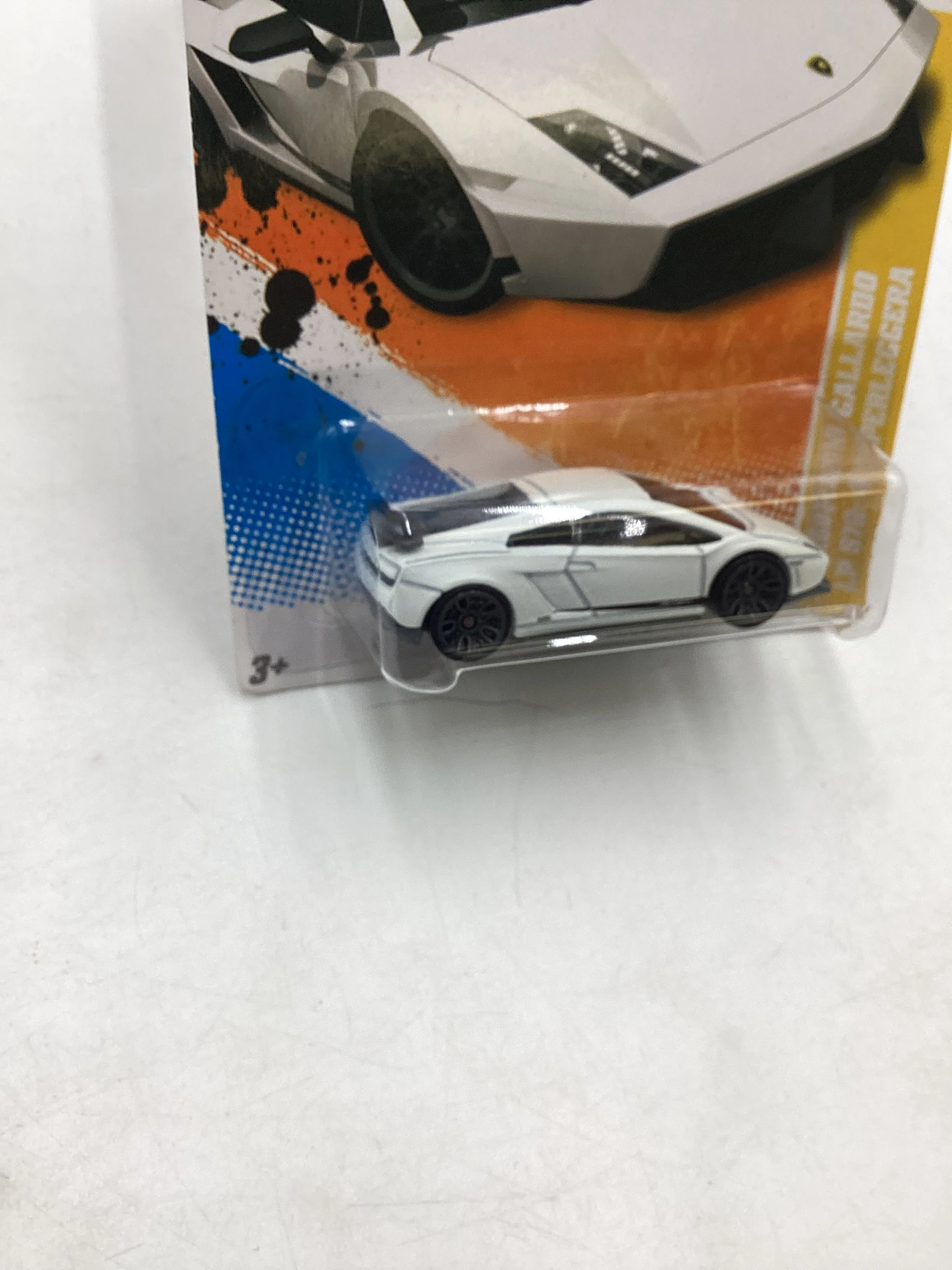 2011 Hot Wheels #009 Lamborghini Gallardo LP 570-4 Superleggera - Image 5