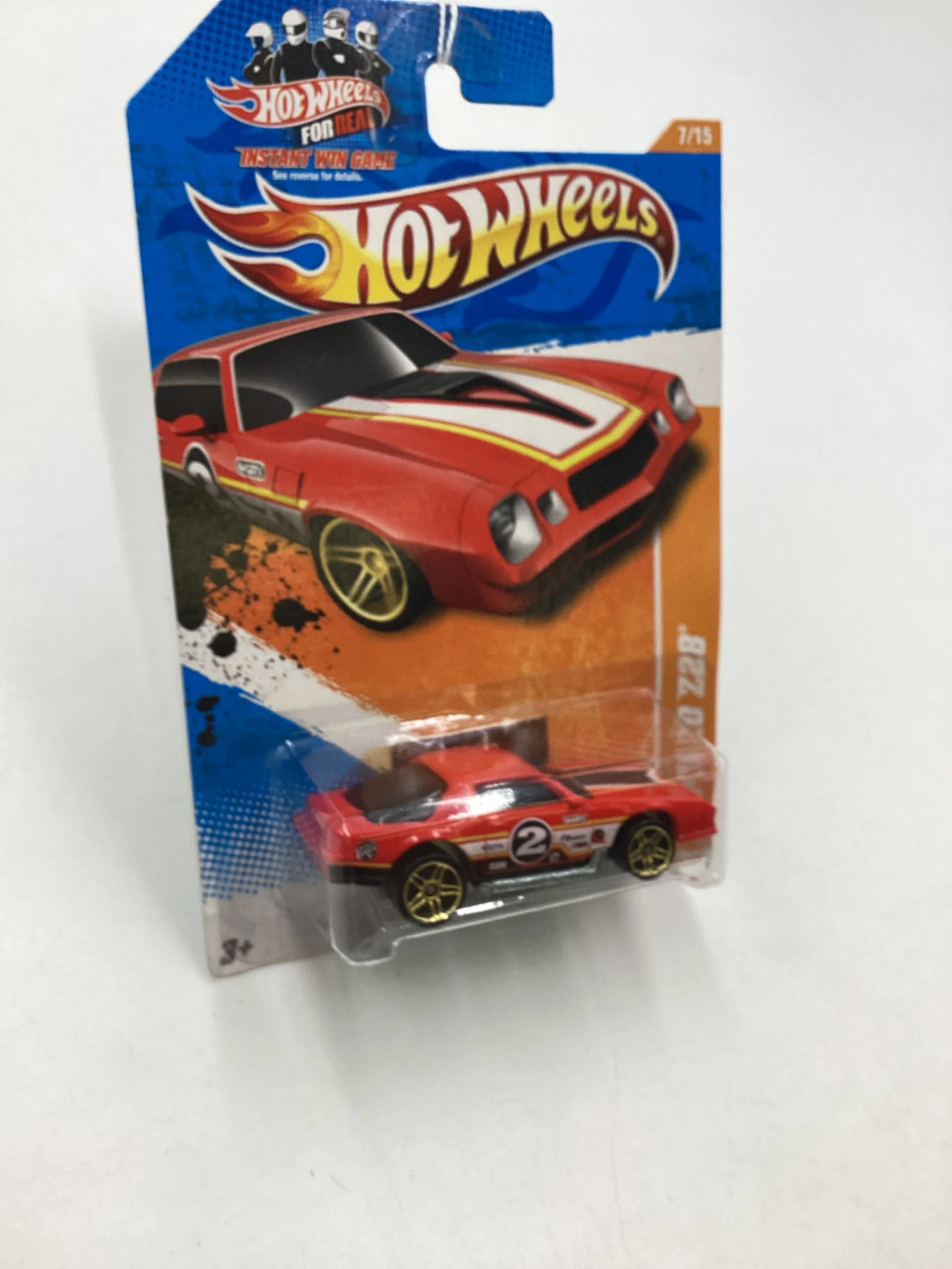 2011 Hot wheels #072 Red Camaro Z28 17H - Image 5
