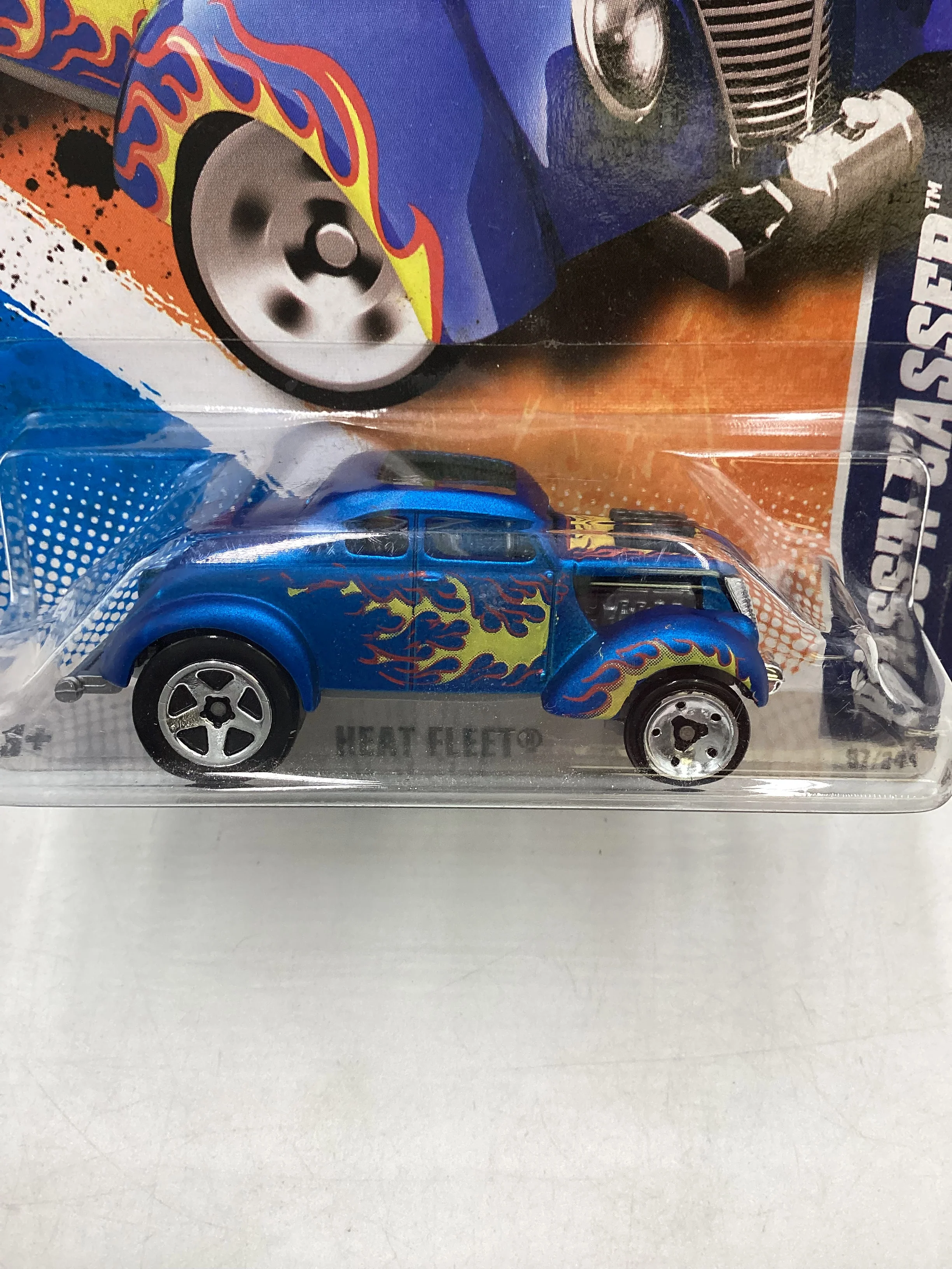 2011 Hot wheels #097 Pass N Gasser Blue 40D - Image 3