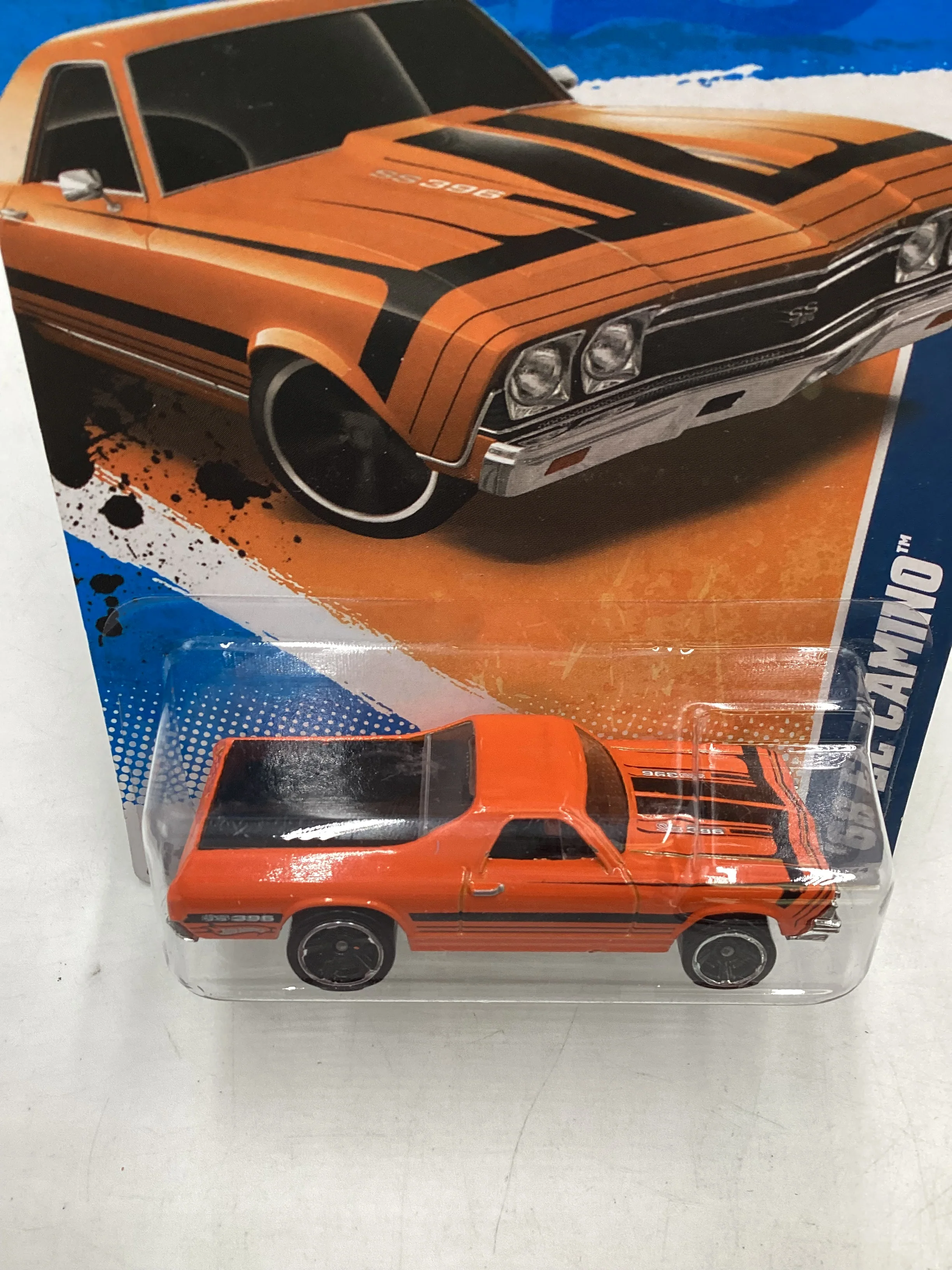 2011 Hot wheels #104 68 El Camino Orange 7i - Image 6